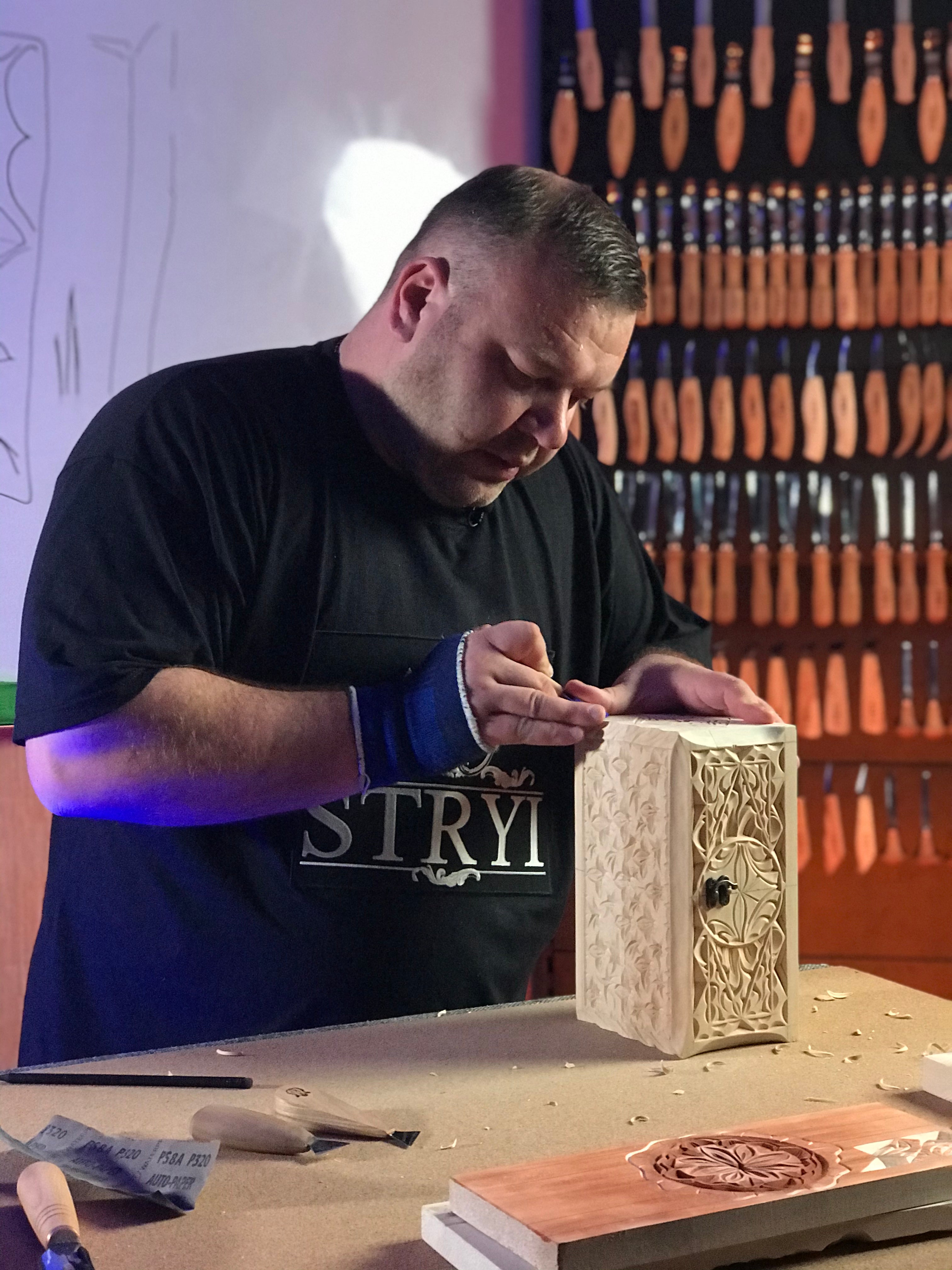 Carving lessons