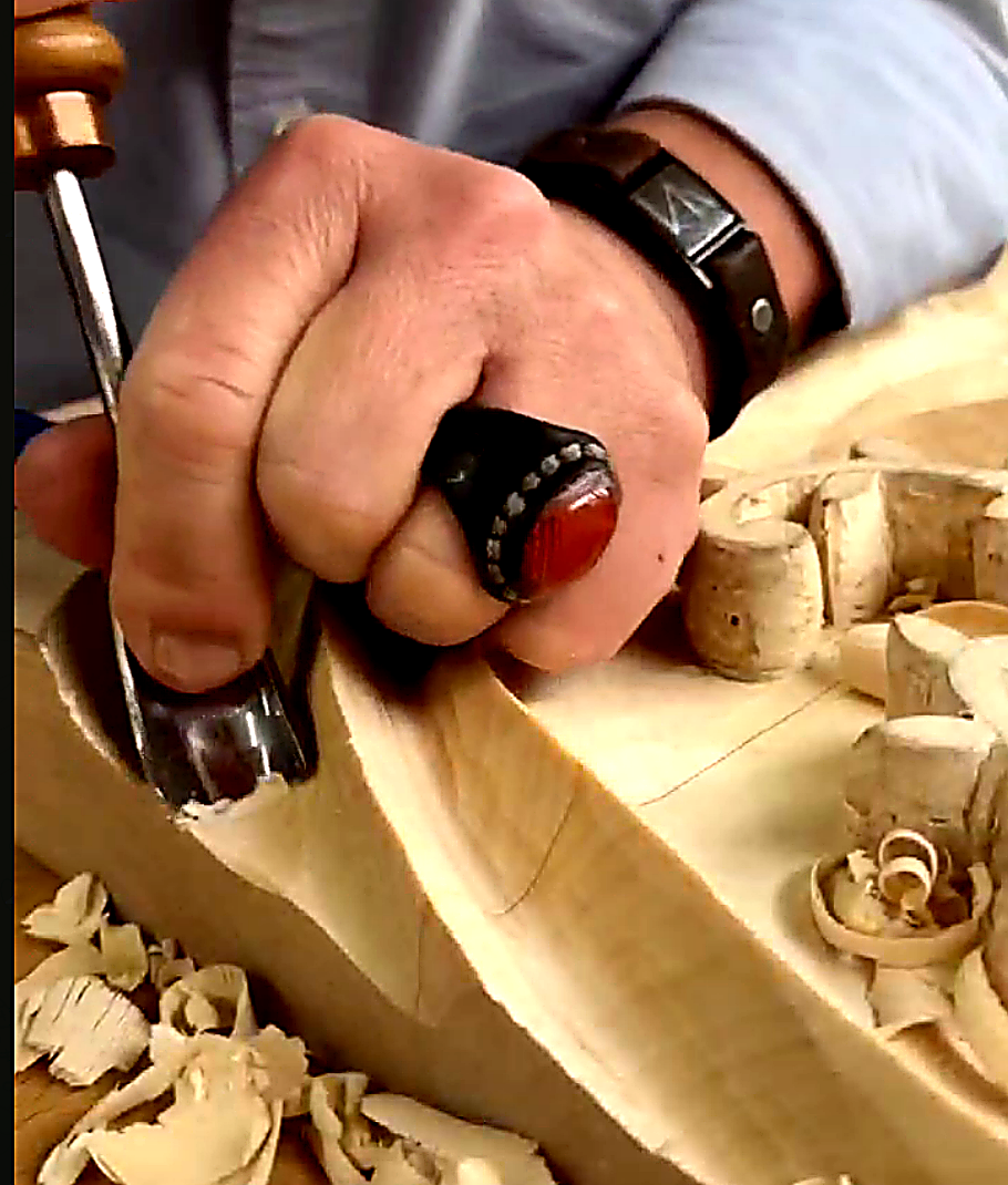 Beyond the Name: Why Professional Carvers are Switching to STRYI