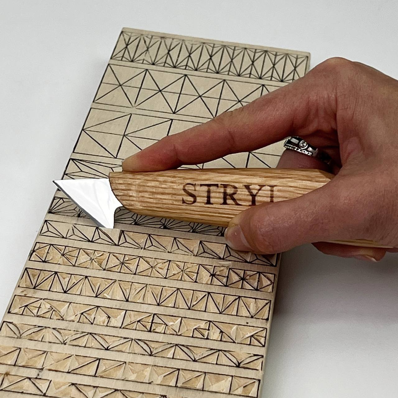 Wood carving knife 35mm STRYI Profi for relief and chip carving, Chip carving knife