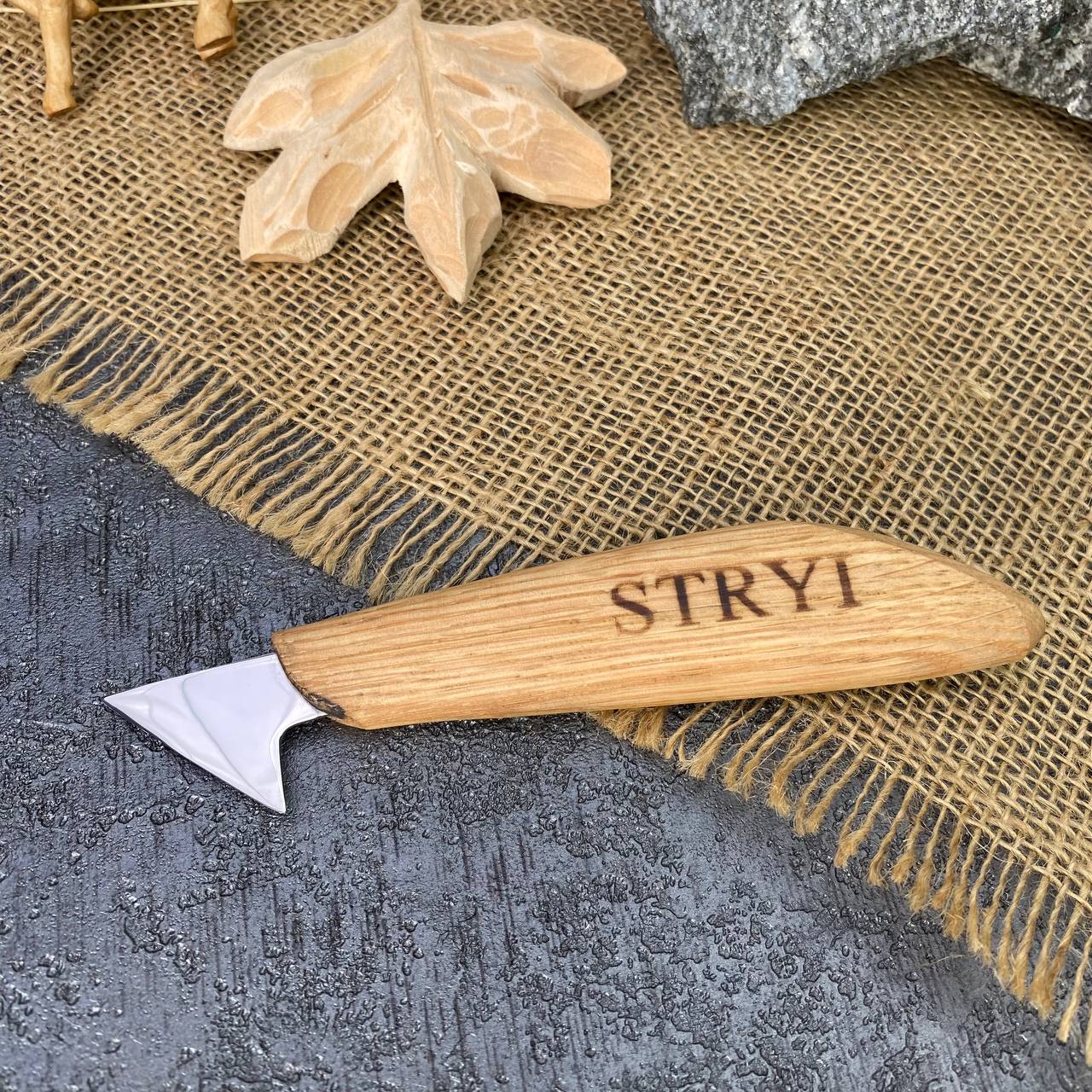 Wood carving knife 35mm STRYI Profi for relief and chip carving, Chip carving knife