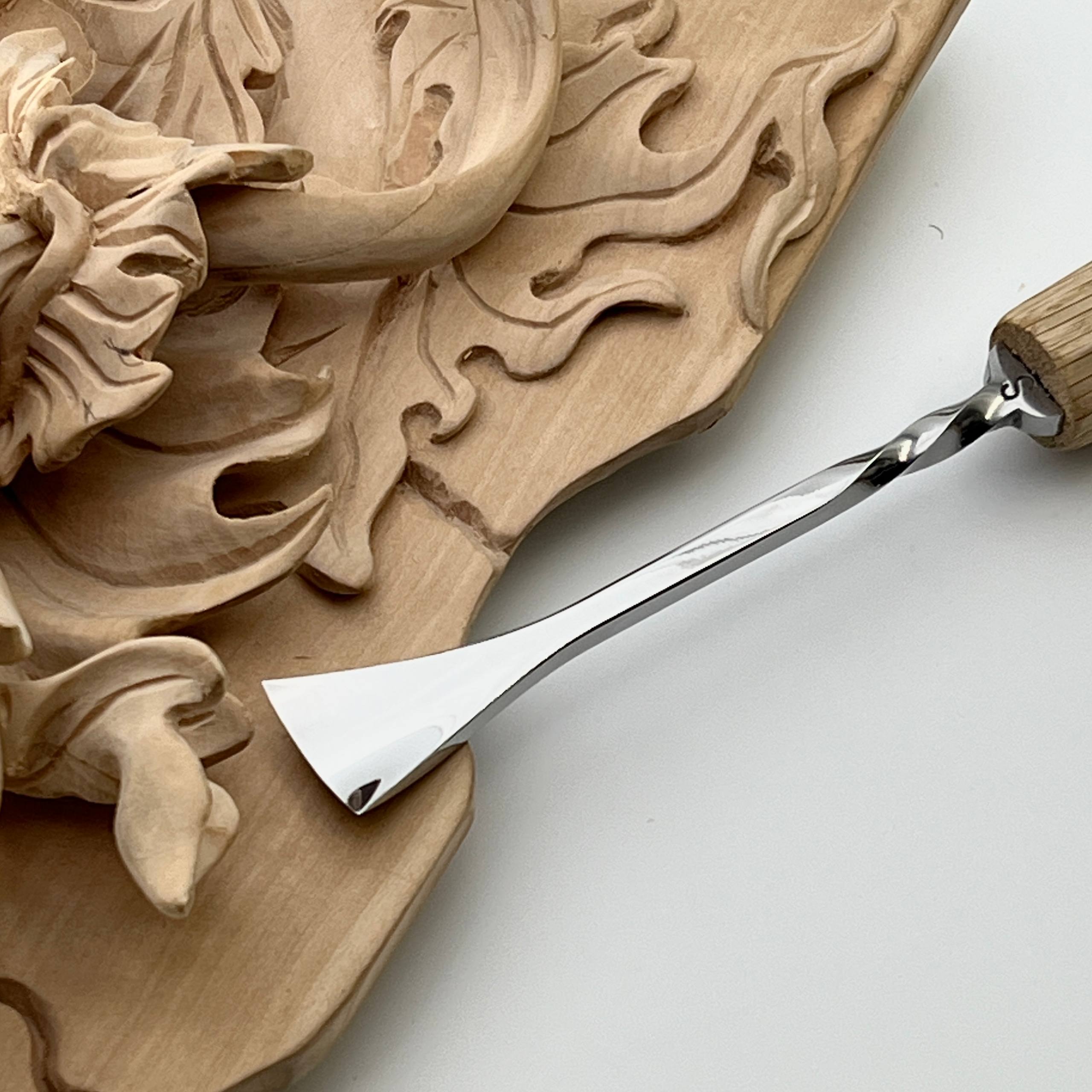 Fishtail Gouge sweep #5 STRYI Maestro for relief carving and detailed carving, NEW line