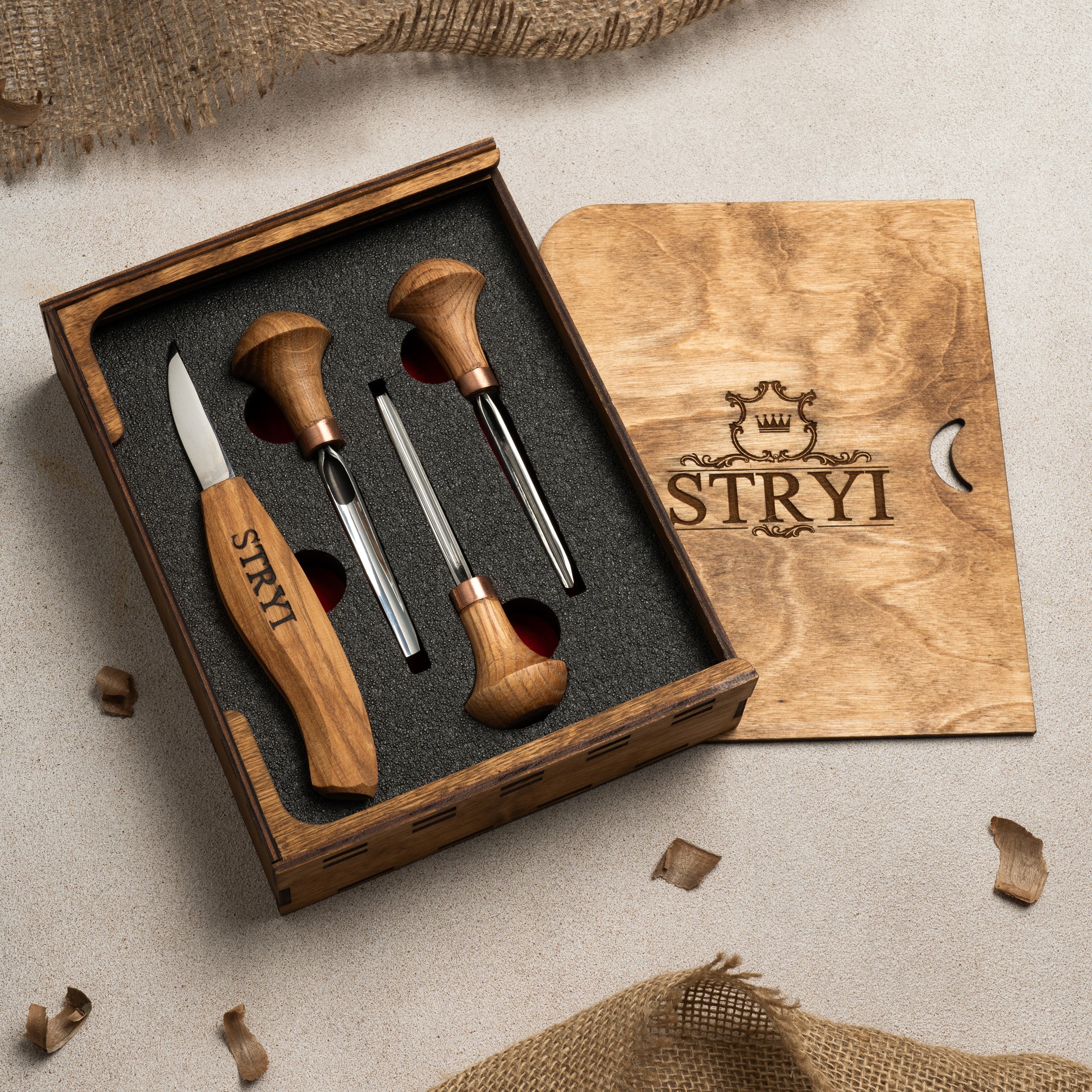 Grundlegendes Holzschnitzfiguren-Werkzeugset, 4-teiliges STRYI-Holzschnitzwerkzeug, Schnitzset, Set zum Schnitzen von Figuren