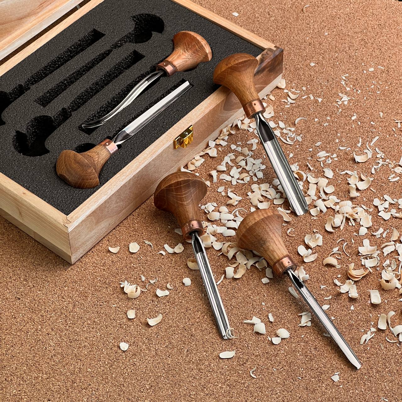 Detailed relief carving set of 5 palm tools STRYI Profi, Toolset for Linocuttting, Whittling figurines in Deluxe gift box