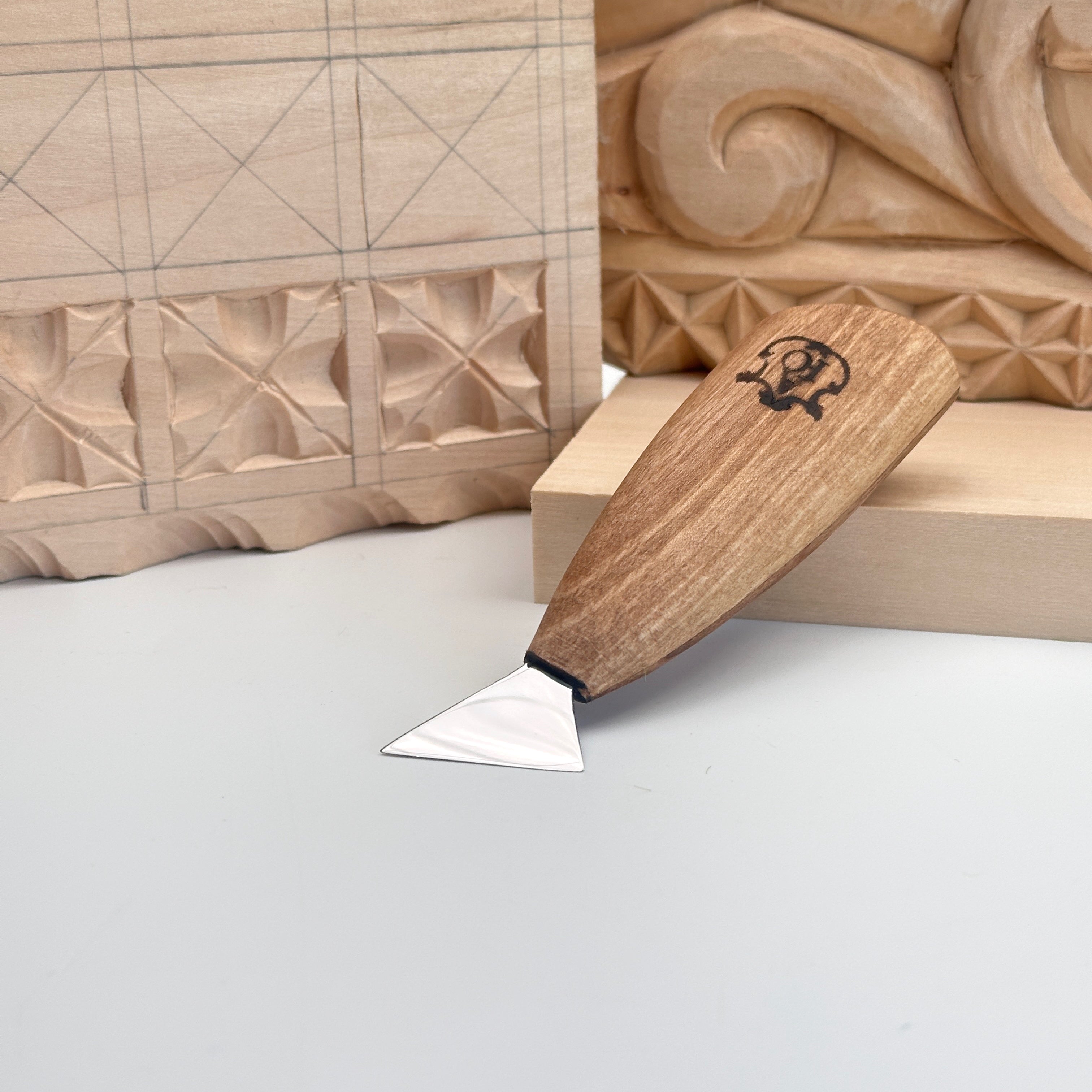 Knife for Сhip carving 25mm (1 in) STRYI Profi, Triangle knife for geometric carvings, Childrens knife for carving