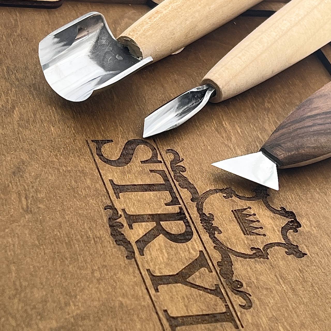 📱 DIY Wood Carving Kit: Mobile Phone Stand, Craft kit, Gift box for everyone