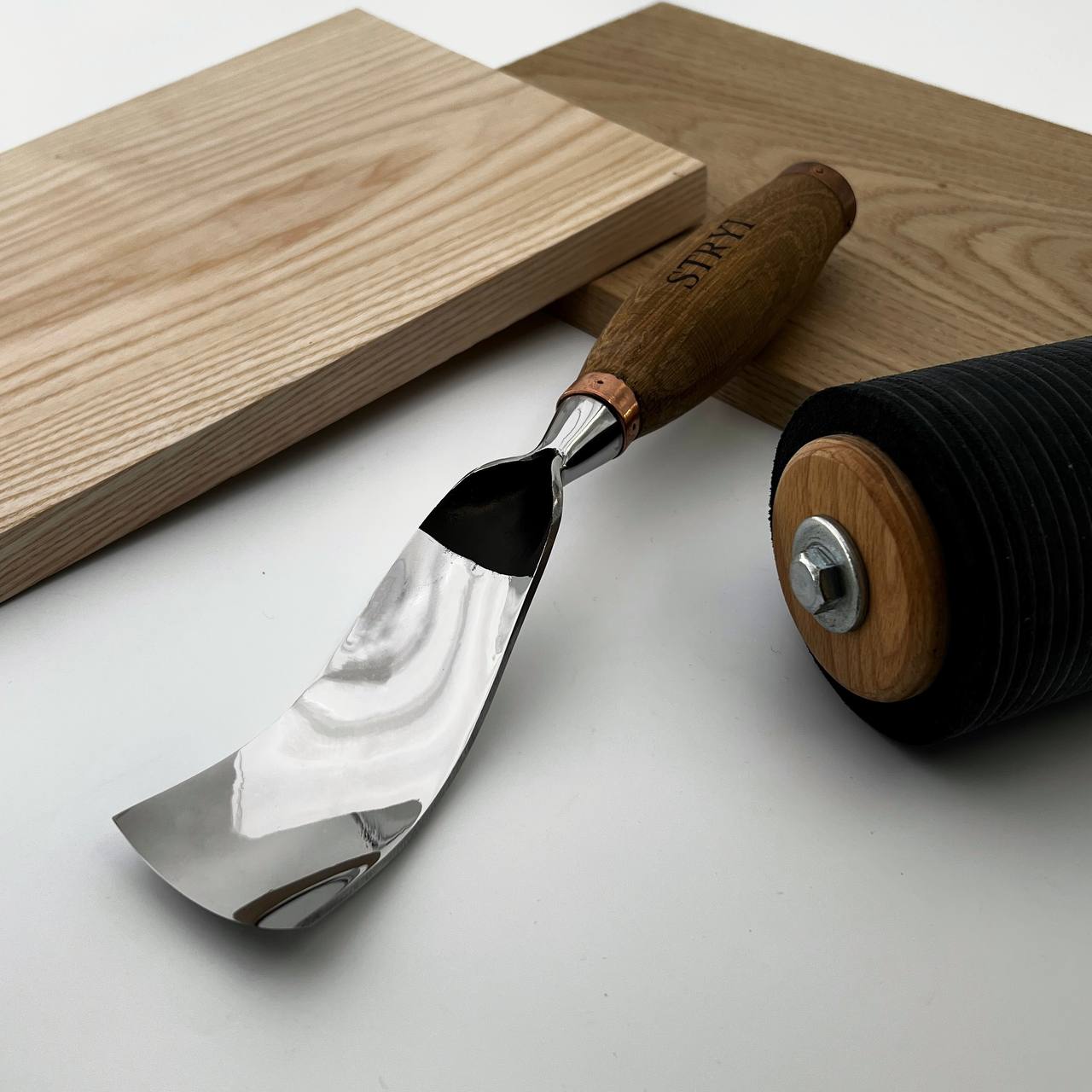 Herramienta curvada para escultura grande, perfil 7, gubias resistentes STRYI Profi