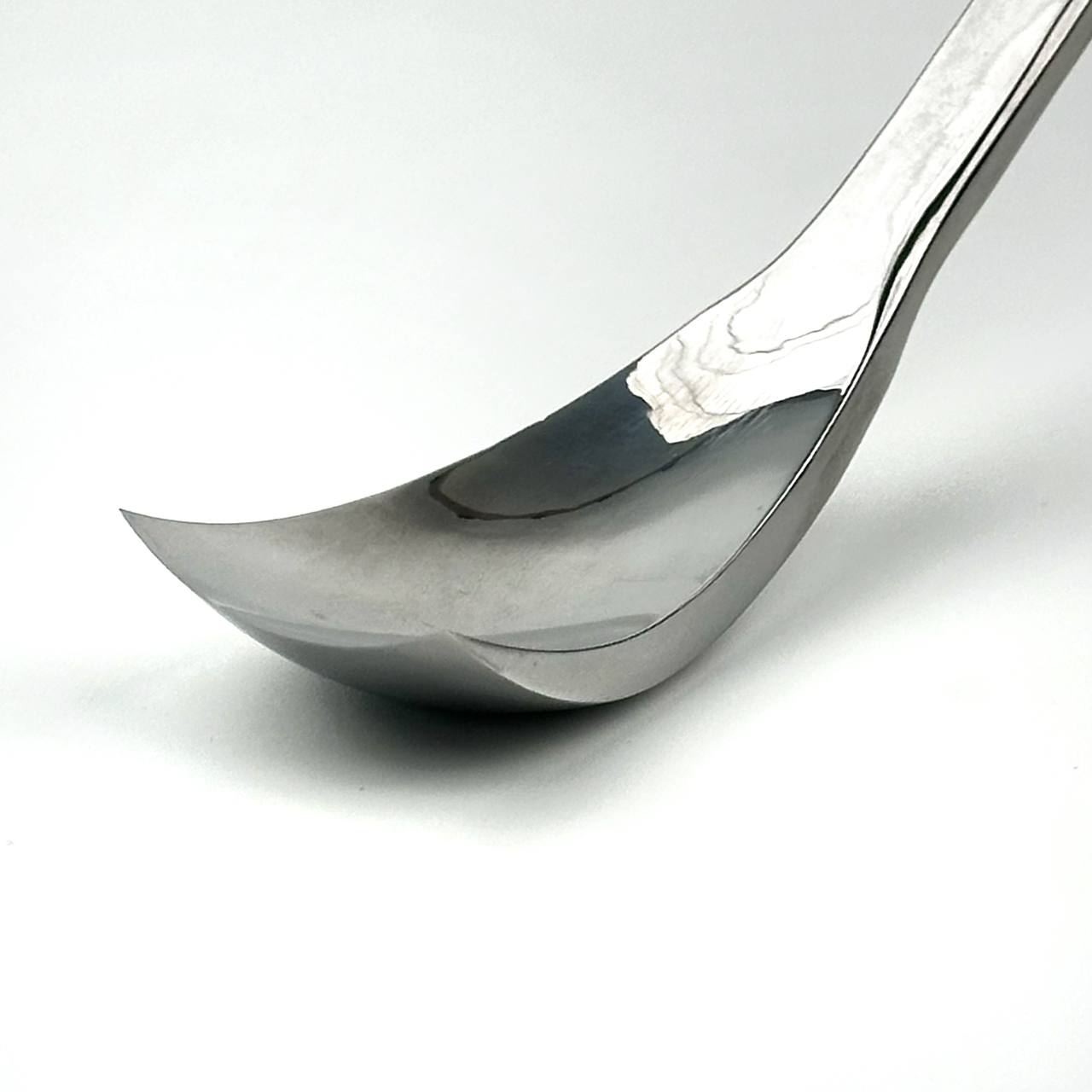 STRYI Maestro Large Bent Gouge for Relief carving, Spoons and Bowl Carving