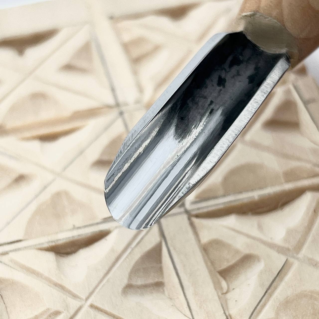 Skew-beveled short gouge STRYI-AY Chip carving gouge Standart