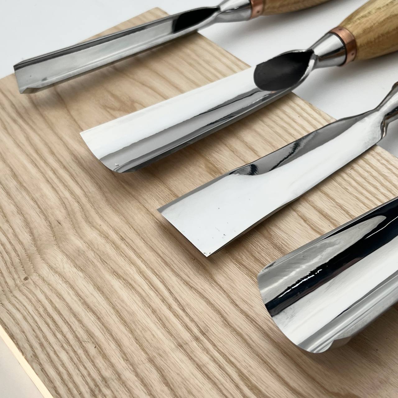 Sculpture tools set STRYI Profi 4pcs, Wood carving kit of Heavy-duty chisels, Sculpture gouges, Forged hand tools for Sculpting woodworking