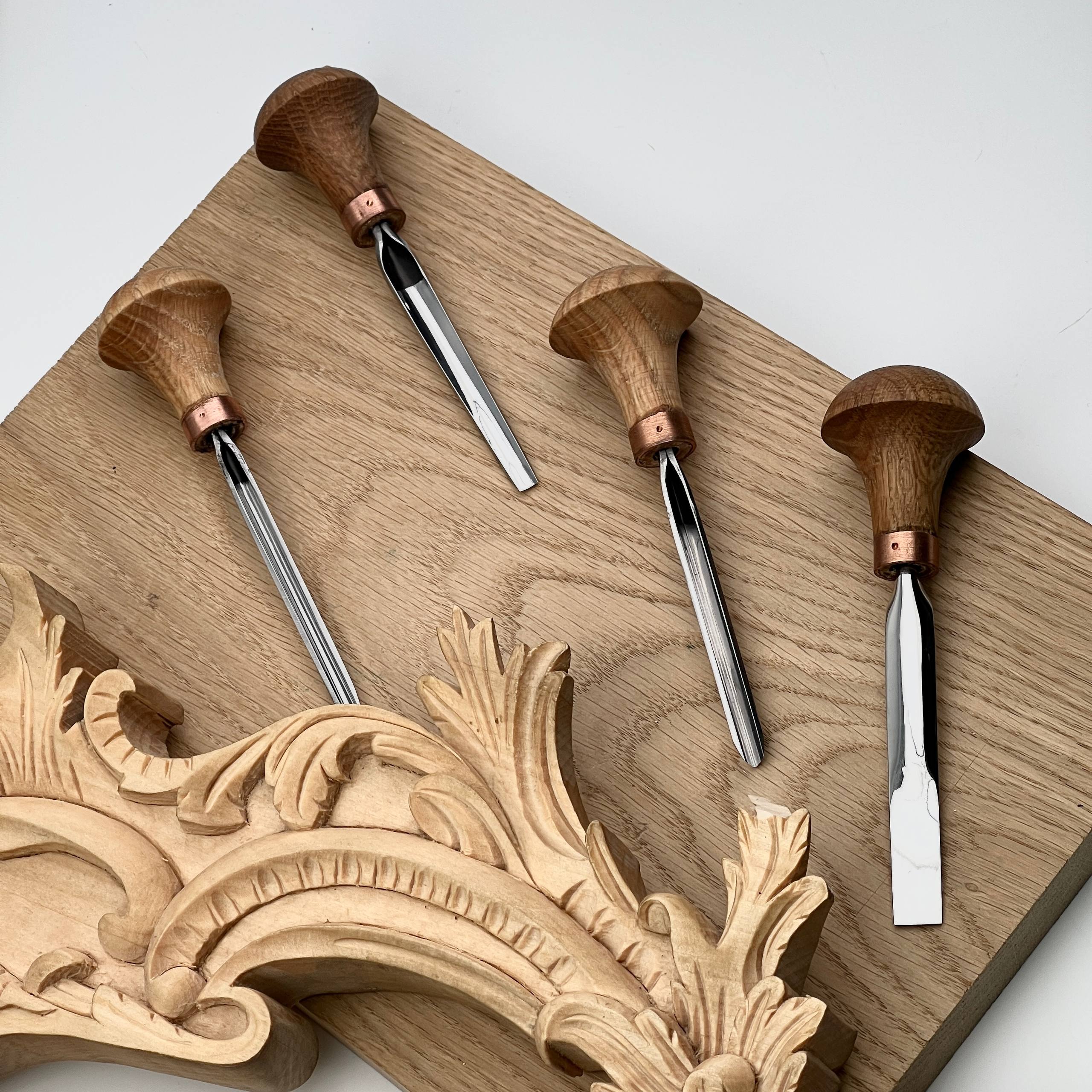 Wood Carving toolset of 4 pcs in roll-case STRYI, Whittling figurines