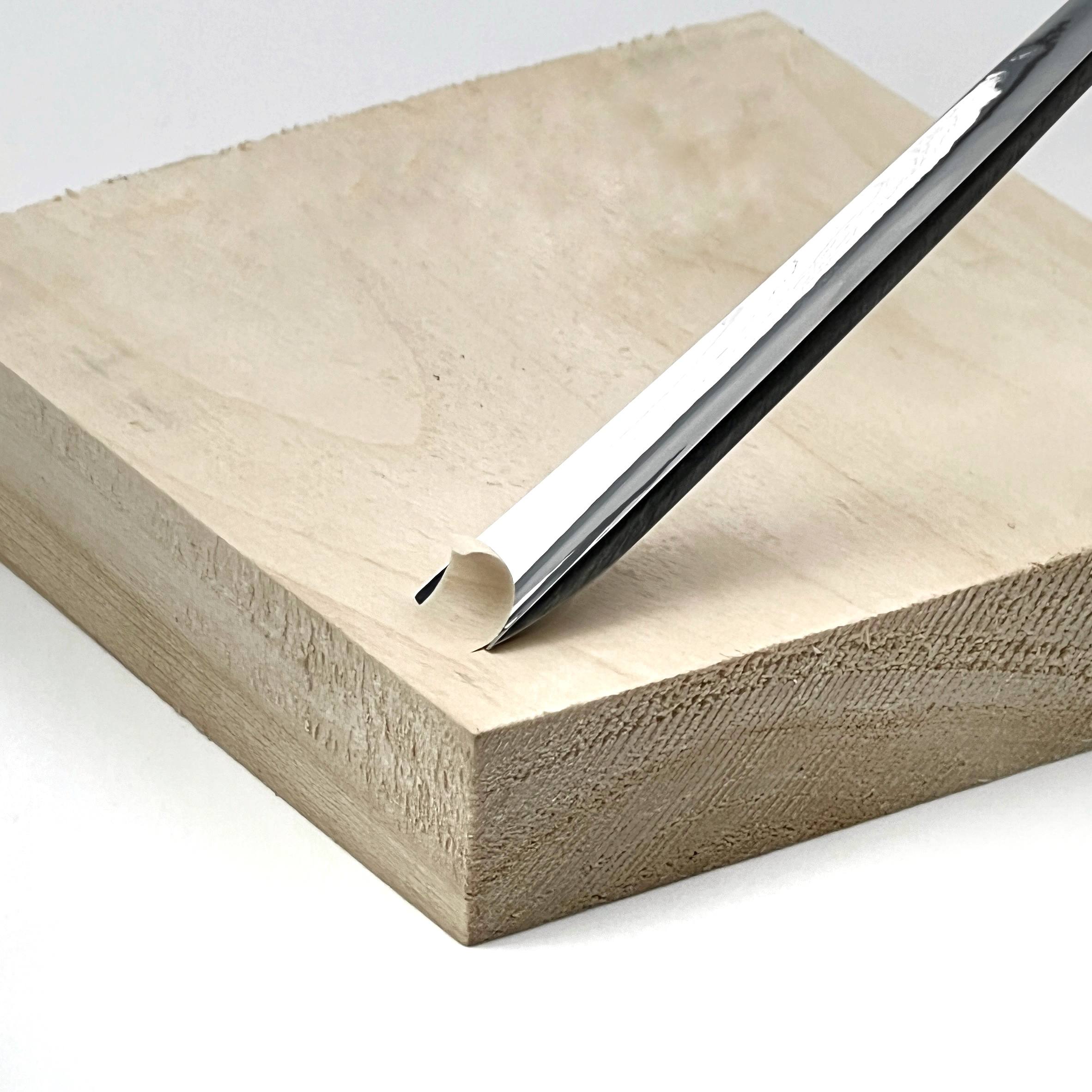 Forged Gouge Sweep #7: The Essential Tool for Organic Shapes