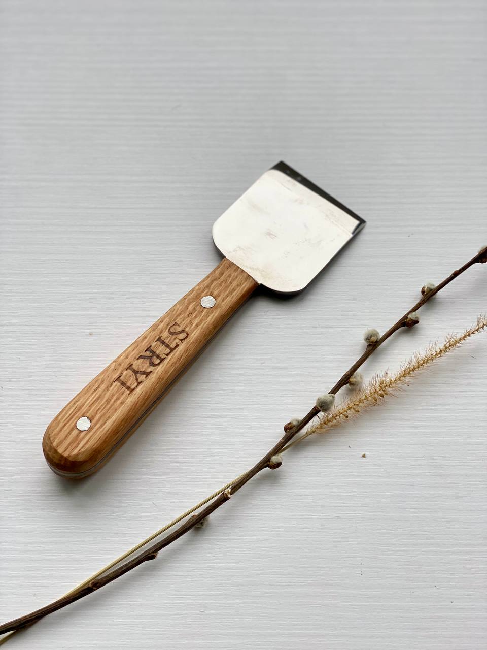 Japanese skiving knife for leather straight-beveled STRYI Profi