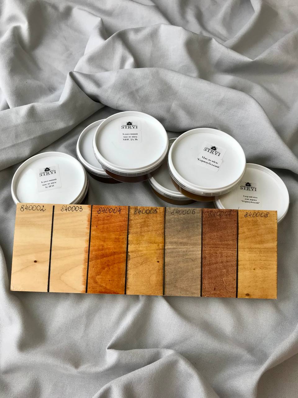 Oilwaxes for covering carved wood items STRYI, volume 150 ml, coverin