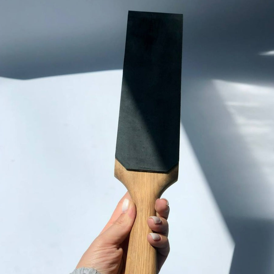 Asa de cuero, de doble cara, para afilar, pulir, acabar cuchillos y cinceles rectos
