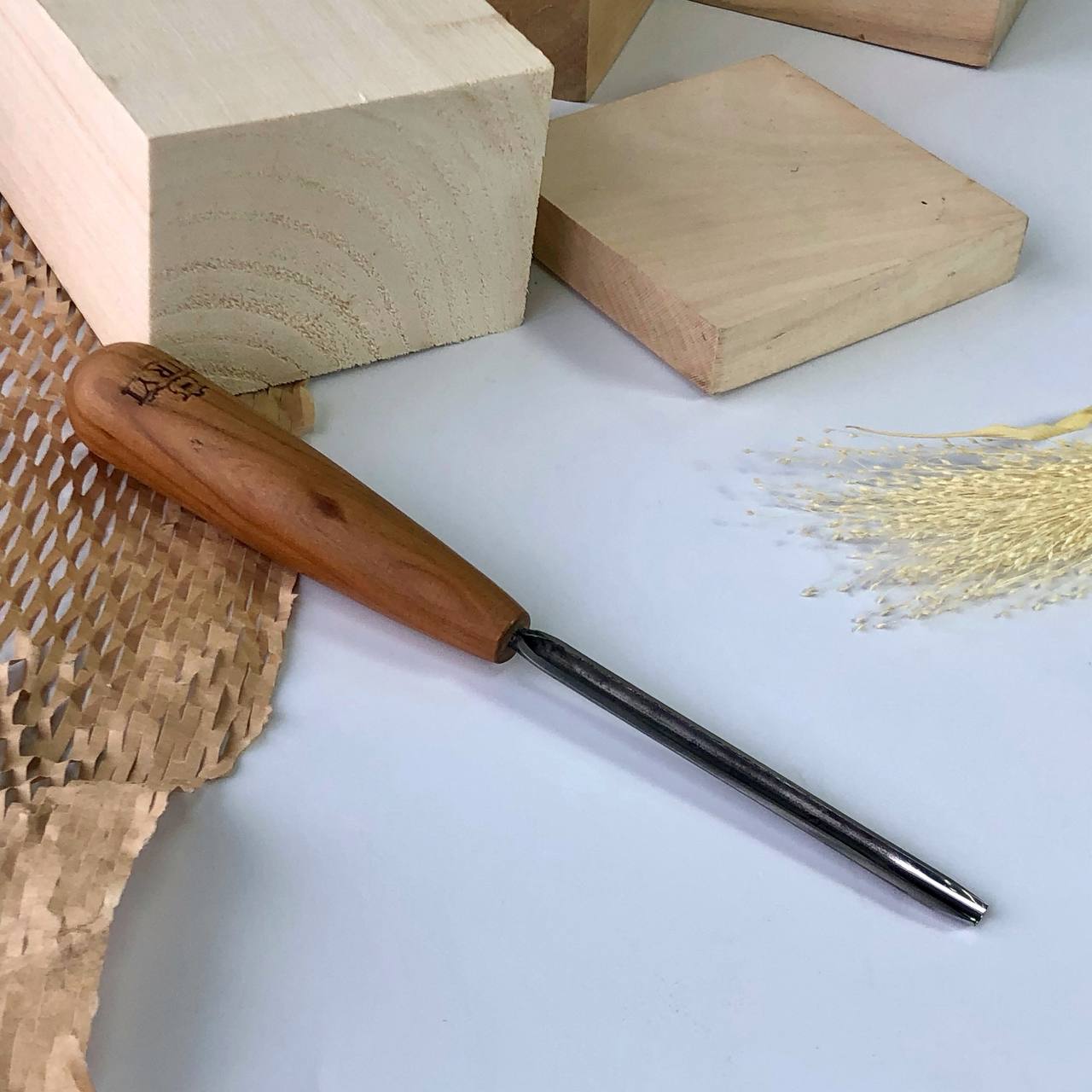 Gouge #9 profile, Woodcarving Rounded Gouge STRYI Standart