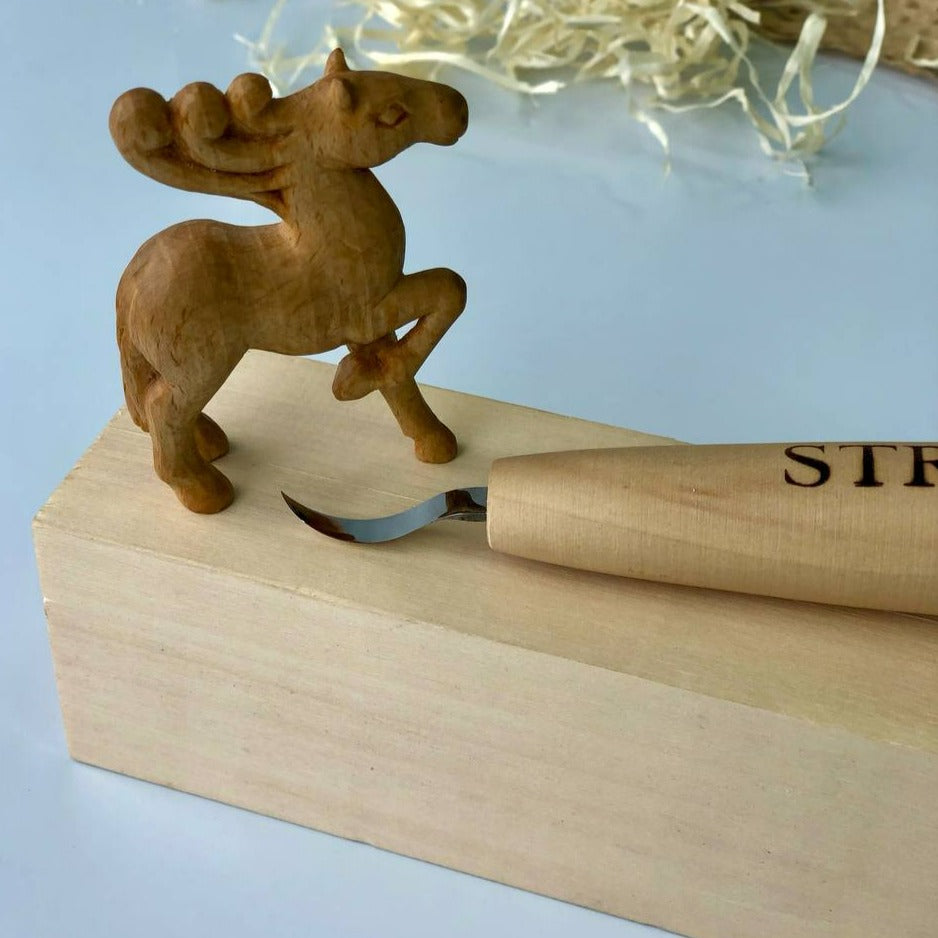 Kleines Schnitzhakenmesser Mini STRYI Profi, Detaillierte Schnitzfiguren