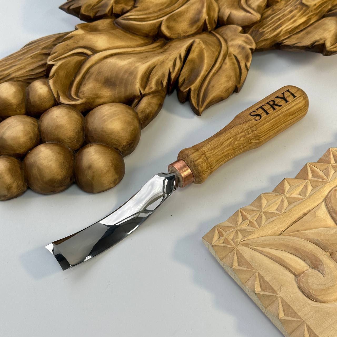 Revers bent gouge STRYI Profi, Carving grapes, Relief carving tools, Back bent gouges