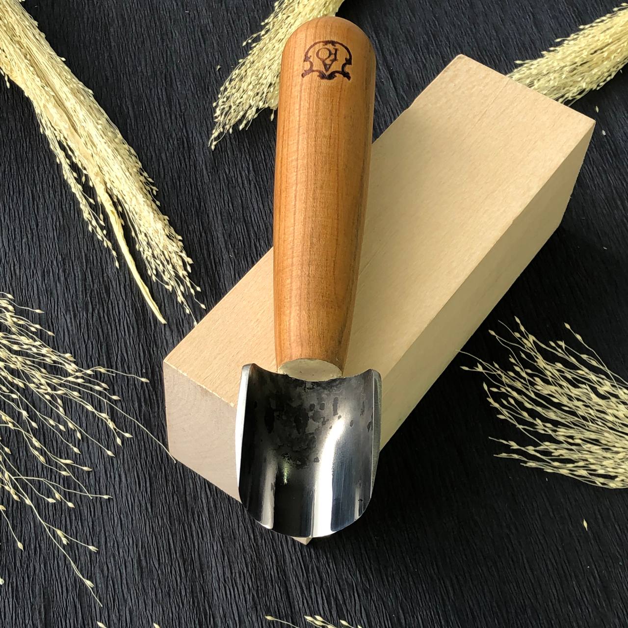 Skew-beveled short gouge STRYI-AY Chip carving gouge Standart