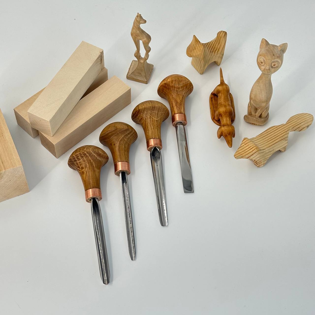 Wood Carving toolset of 4 pcs in roll-case STRYI, Whittling figurines