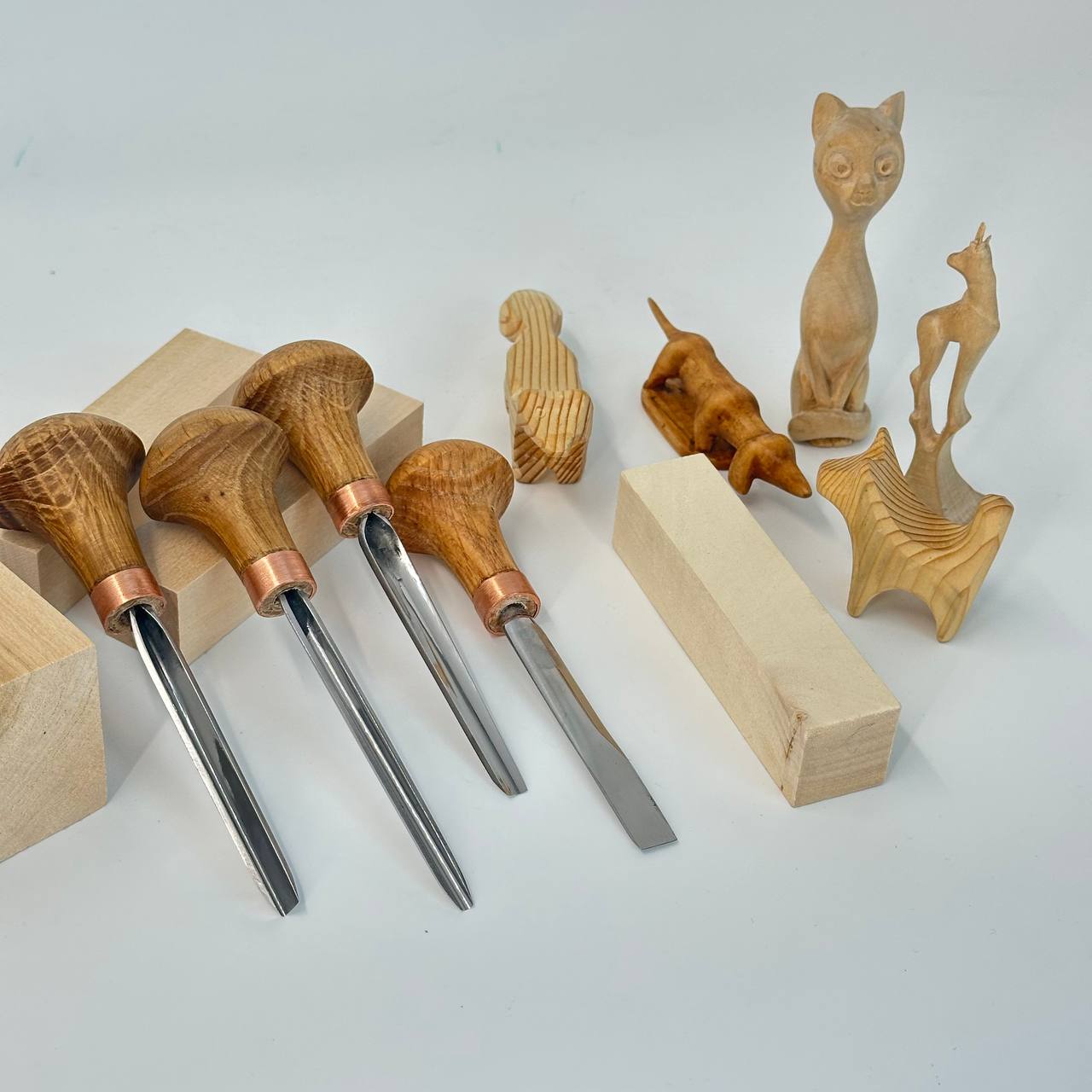 Wood Carving toolset of 4 pcs in roll-case STRYI, Whittling figurines