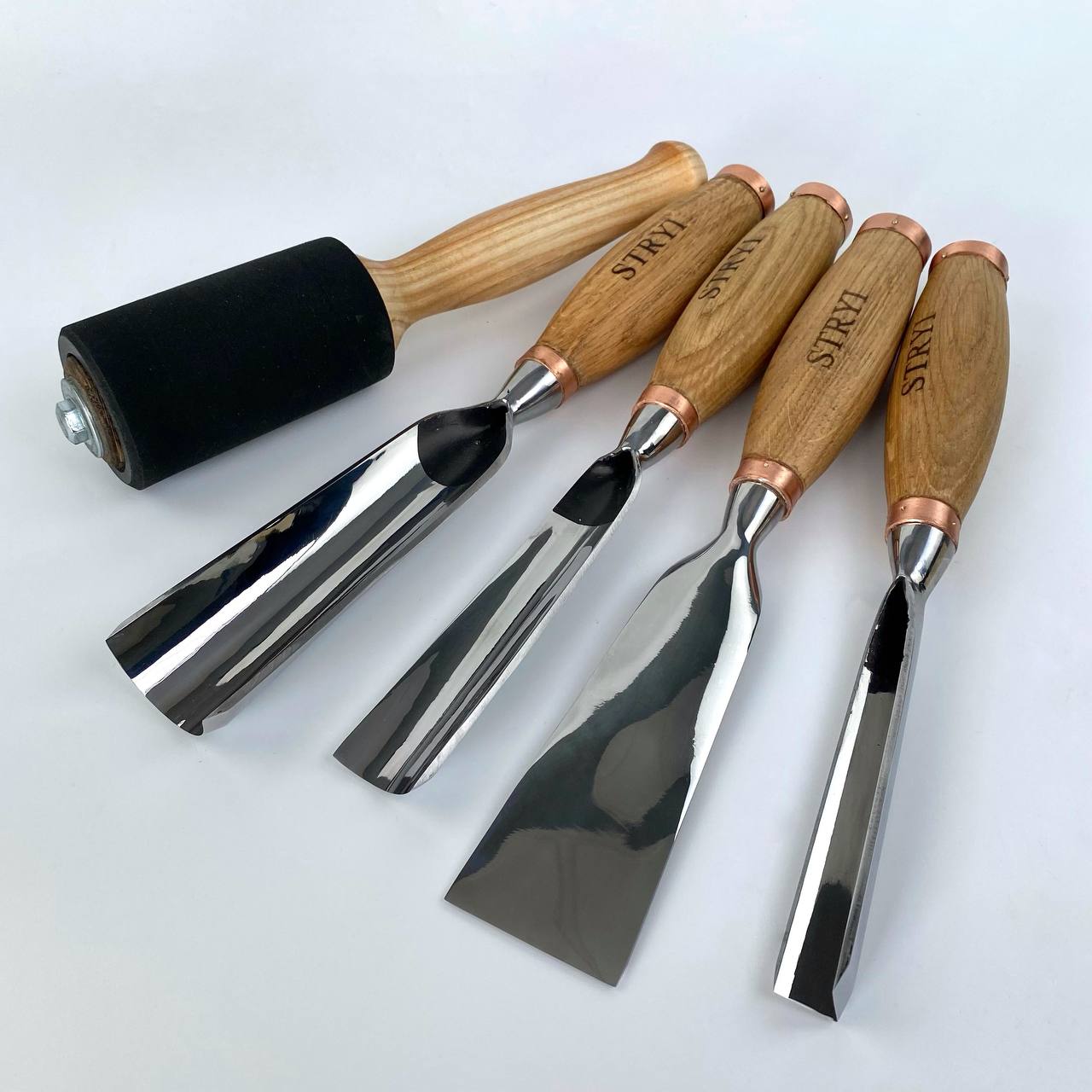 Sculpture tools set STRYI Profi 4pcs, Wood carving kit of Heavy-duty chisels, Sculpture gouges, Forged hand tools for Sculpting woodworking