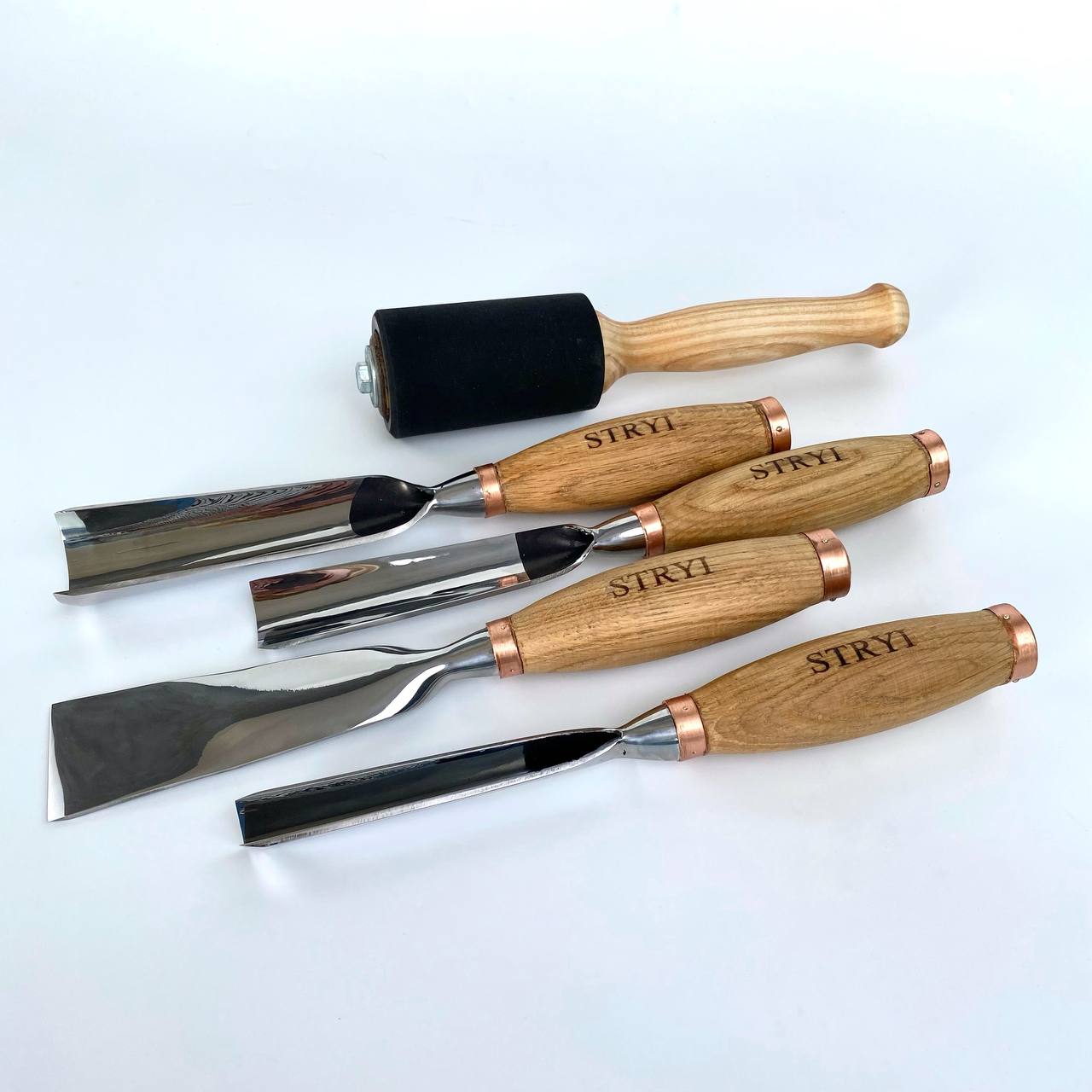 Sculpture tools set STRYI Profi 4pcs, Wood carving kit of Heavy-duty chisels, Sculpture gouges, Forged hand tools for Sculpting woodworking