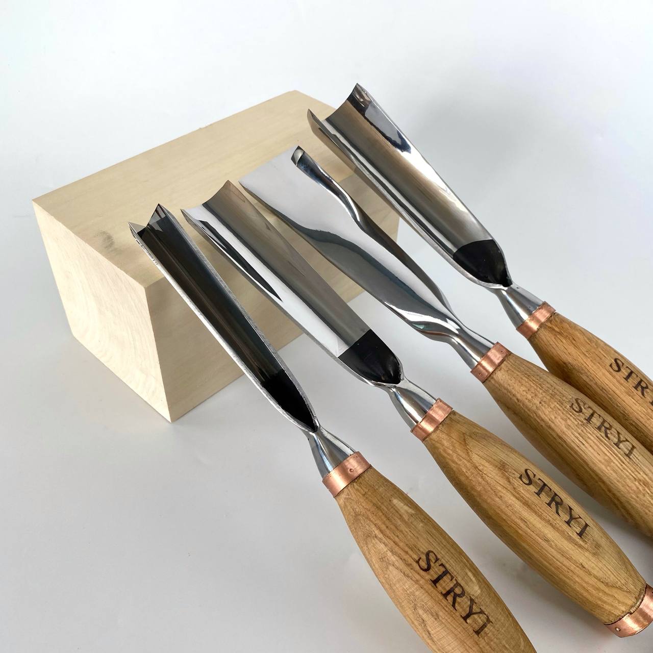 Sculpture tools set STRYI Profi 4pcs, Wood carving kit of Heavy-duty chisels, Sculpture gouges, Forged hand tools for Sculpting woodworking