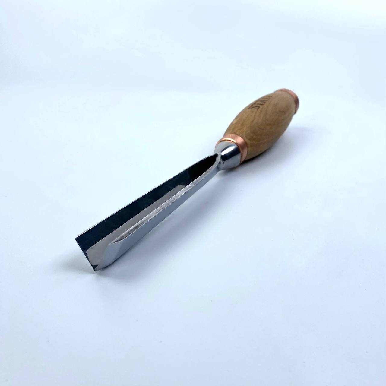 Large sculpture chisel, V-tool 60 degrees 15mm, Heavy-duty gouge STRYI Profi, Wood carving chisel