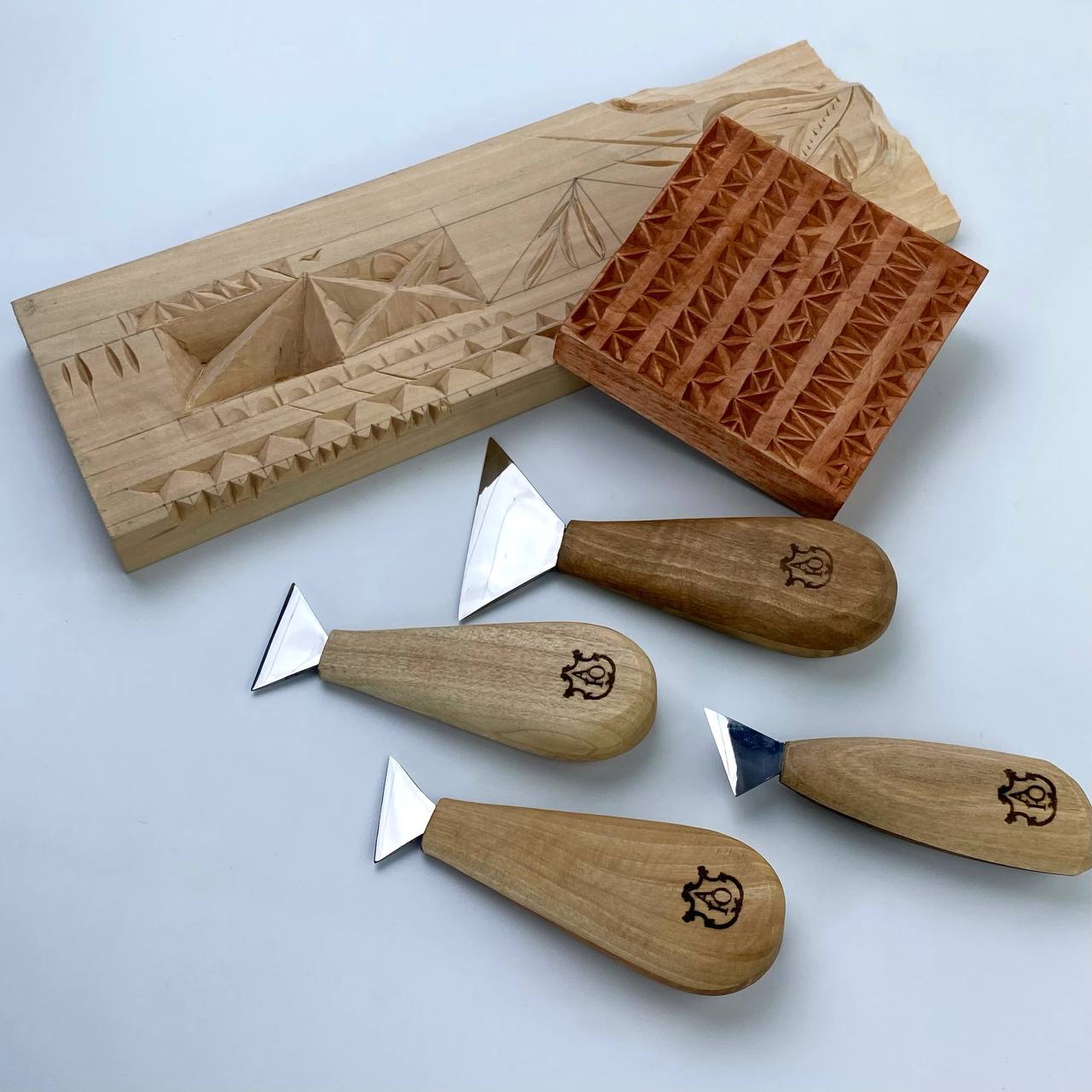 Wood carving Knives set, Swallowtail knives in roll-case, Triangle knives