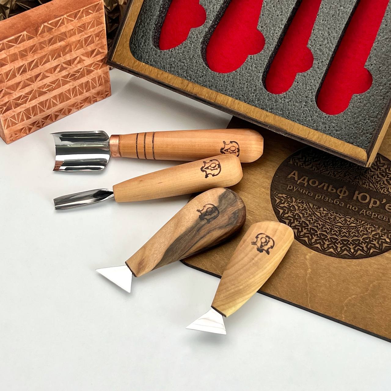 Chip carving set for starters, Chip carving kit STRYI 4 pcs