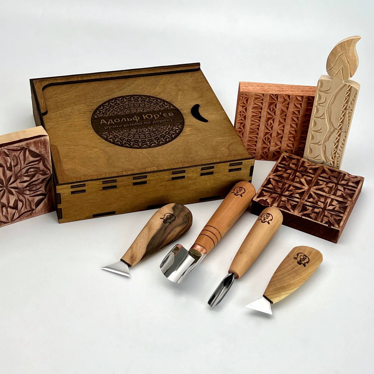 Chip carving set for starters, Chip carving kit STRYI 4 pcs