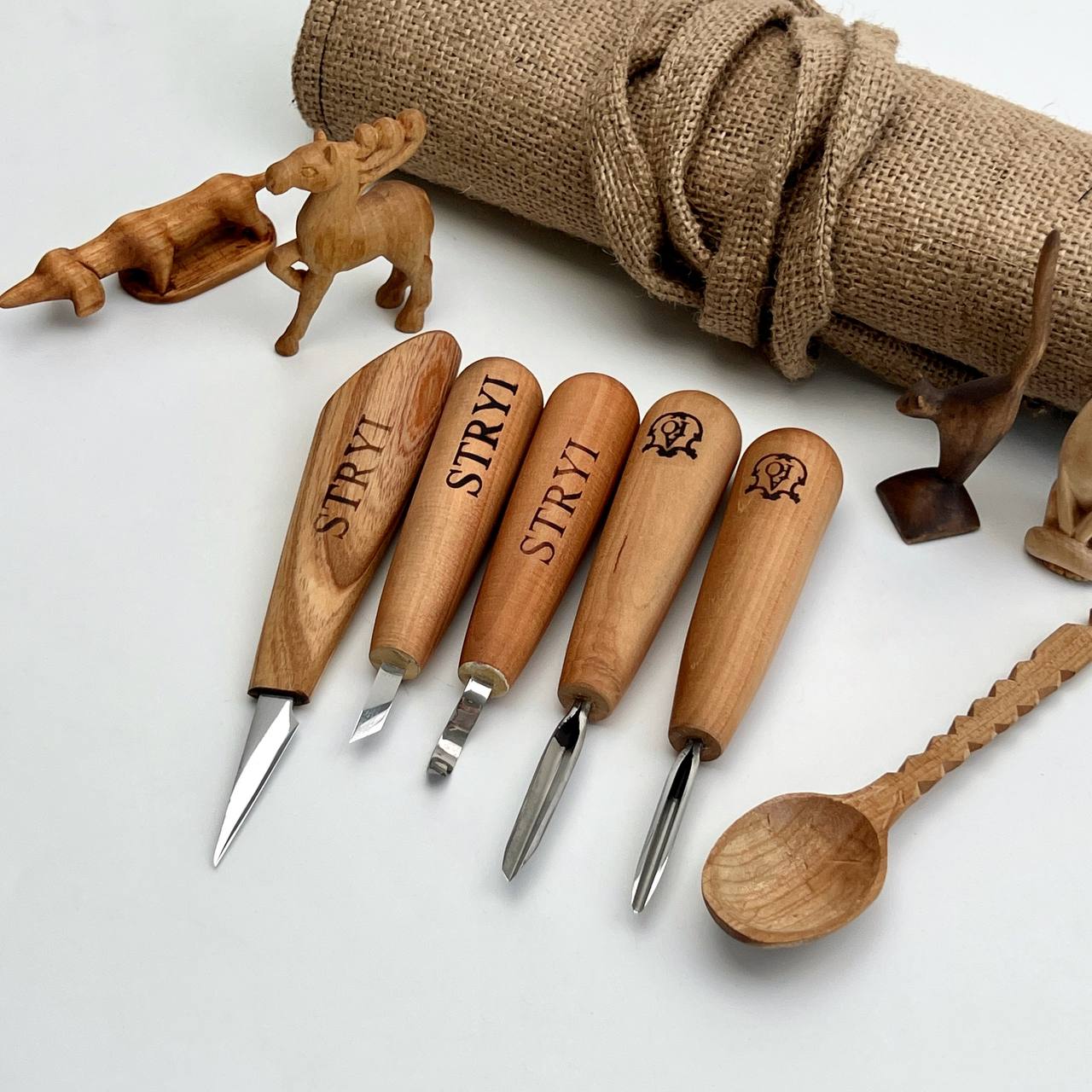 Wood carving kit of tiny sized chisels STRYI Profi, Whittling figurines, Knives set