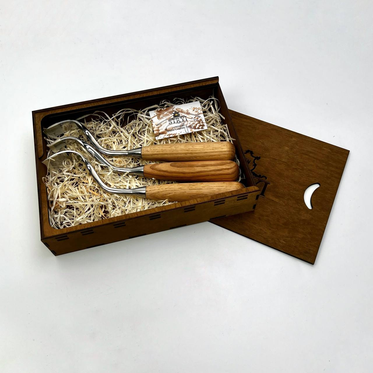 Schalenschnitzwerkzeug-Set mit 3 großen gebogenen Hohleisen STRYI Profi, Kuksa Hohleisen