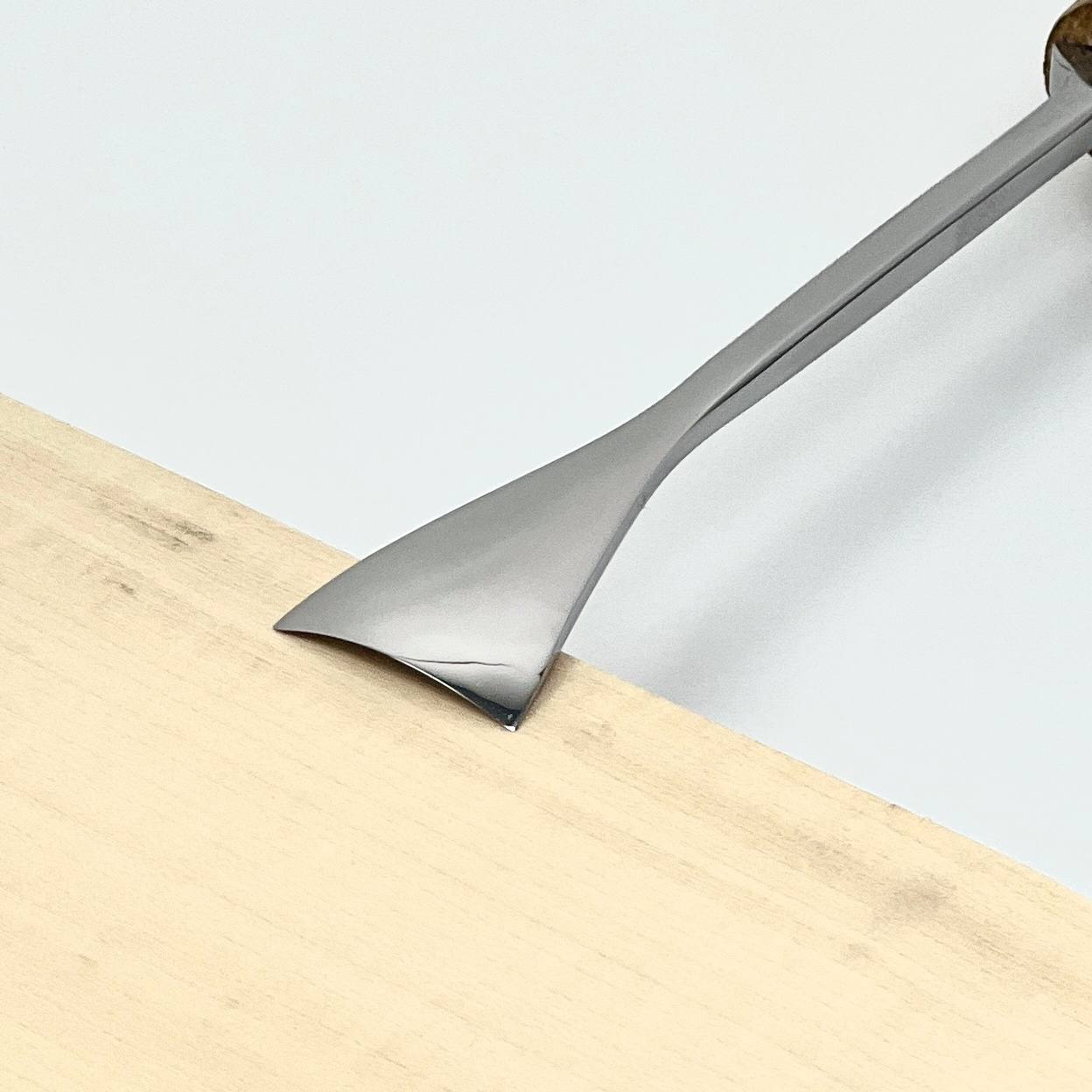 Fishtail Gouge STRYI Maestro for relief carving and detailed carving