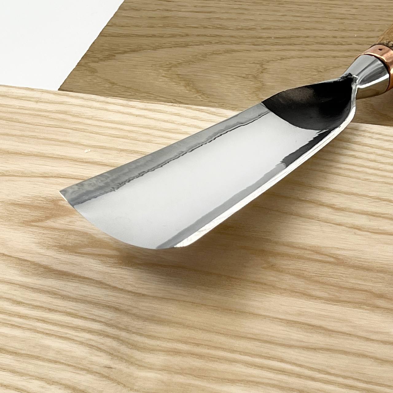 Cincel para escultura grande, perfil 7, gubias resistentes STRYI Profi