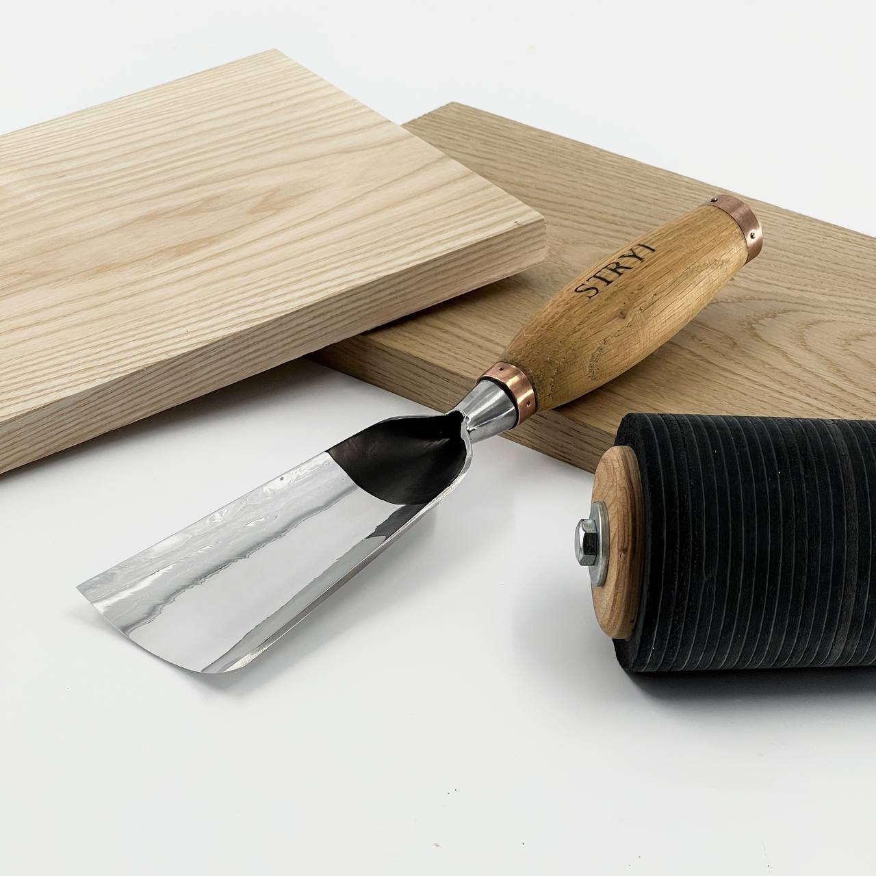 Cincel para escultura grande, perfil 7, gubias resistentes STRYI Profi