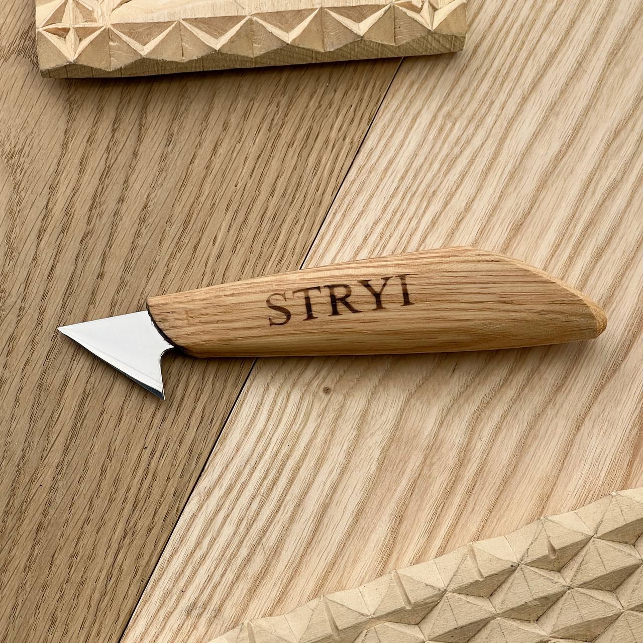 Wood carving knife 35mm STRYI Profi for relief and chip carving, Chip carving knife