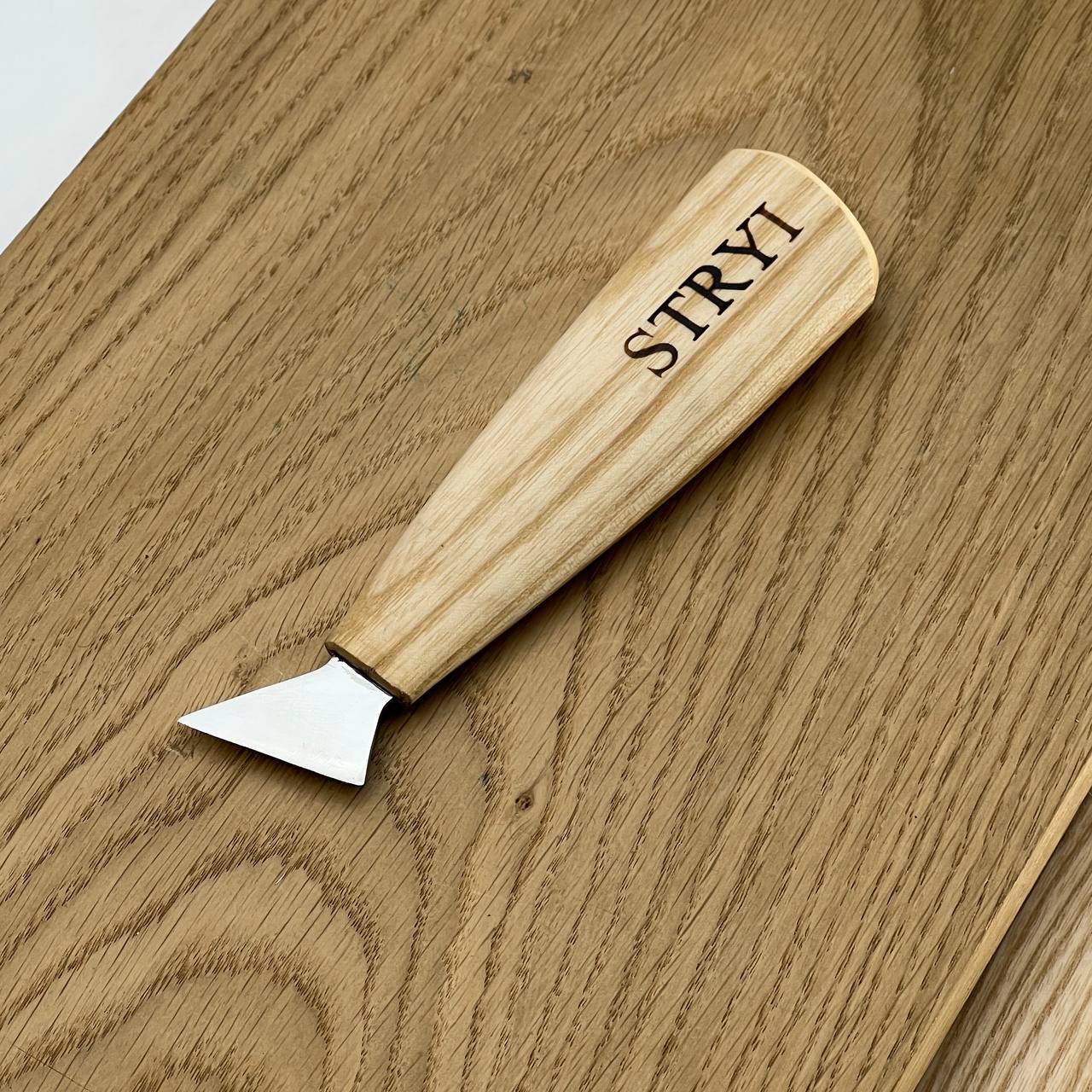 Knife STRYI Profi for woodcarving 30mm, Chip carving knife, Swallowtail knife, Carving knives, triangle knife