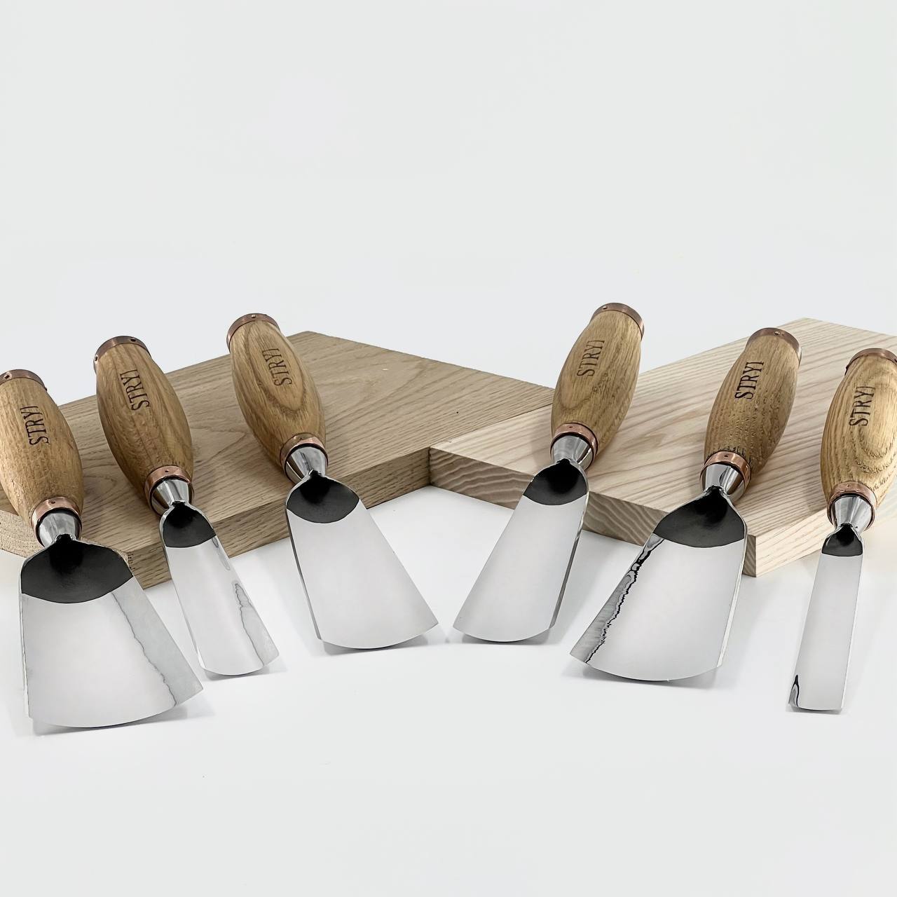 Cincel para escultura grande, perfil 7, gubias resistentes STRYI Profi