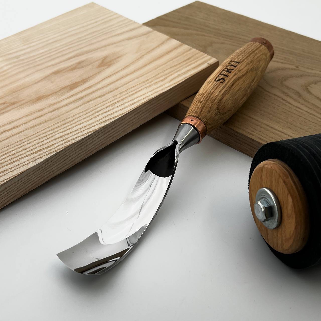 Herramienta curvada para escultura grande, perfil 7, gubias resistentes STRYI Profi