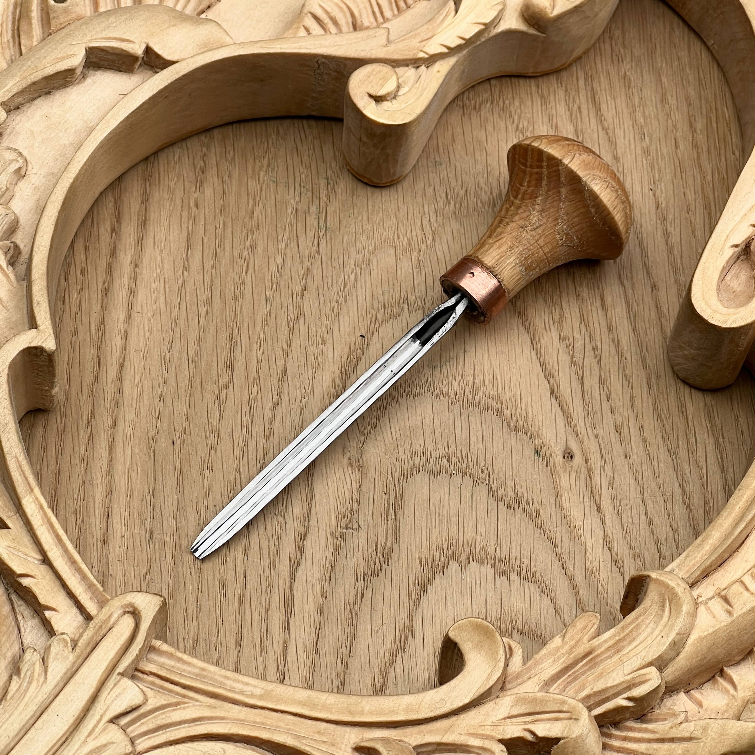 Wood Carving toolset of 4 pcs in roll-case STRYI, Whittling figurines