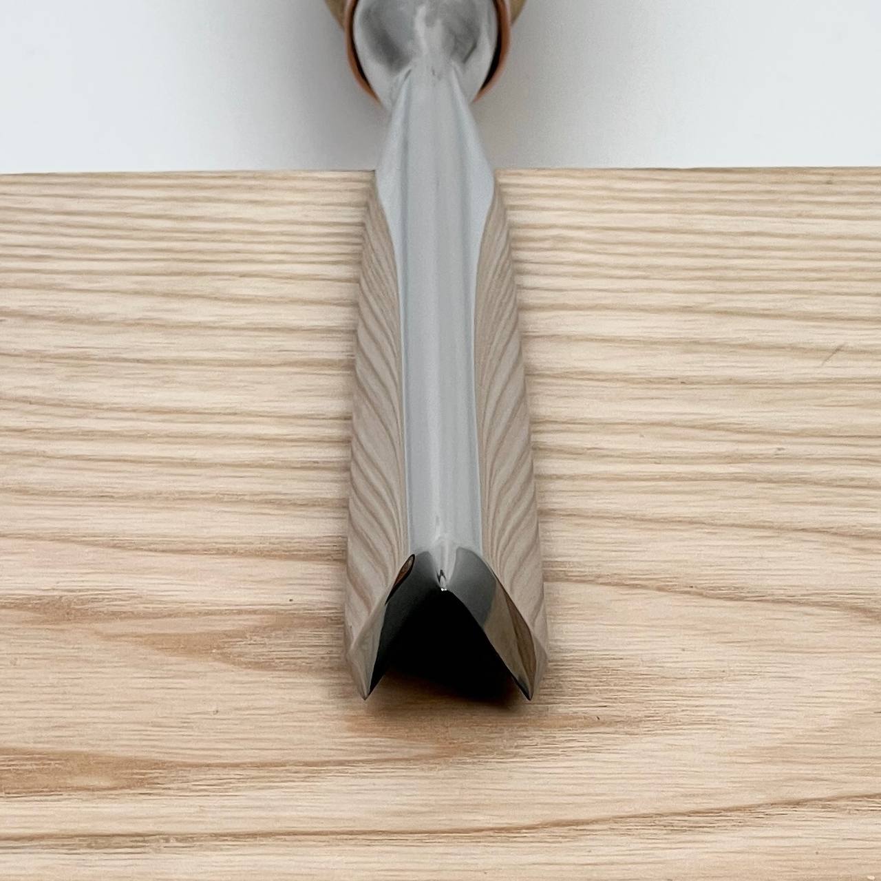 Large sculpture chisel, V-tool 60 degrees 15mm, Heavy-duty gouge STRYI Profi, Wood carving chisel