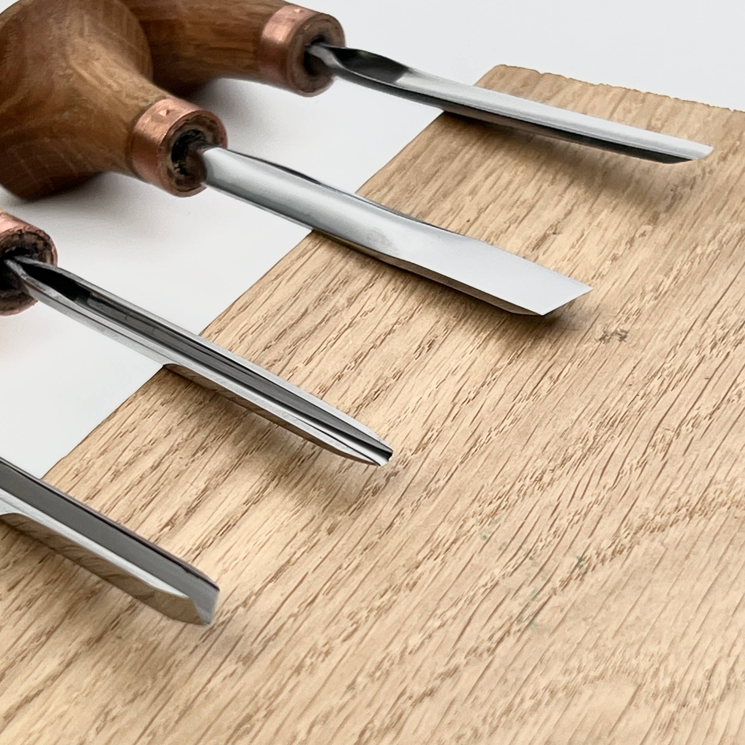 Wood Carving toolset of 4 pcs in roll-case STRYI, Whittling figurines