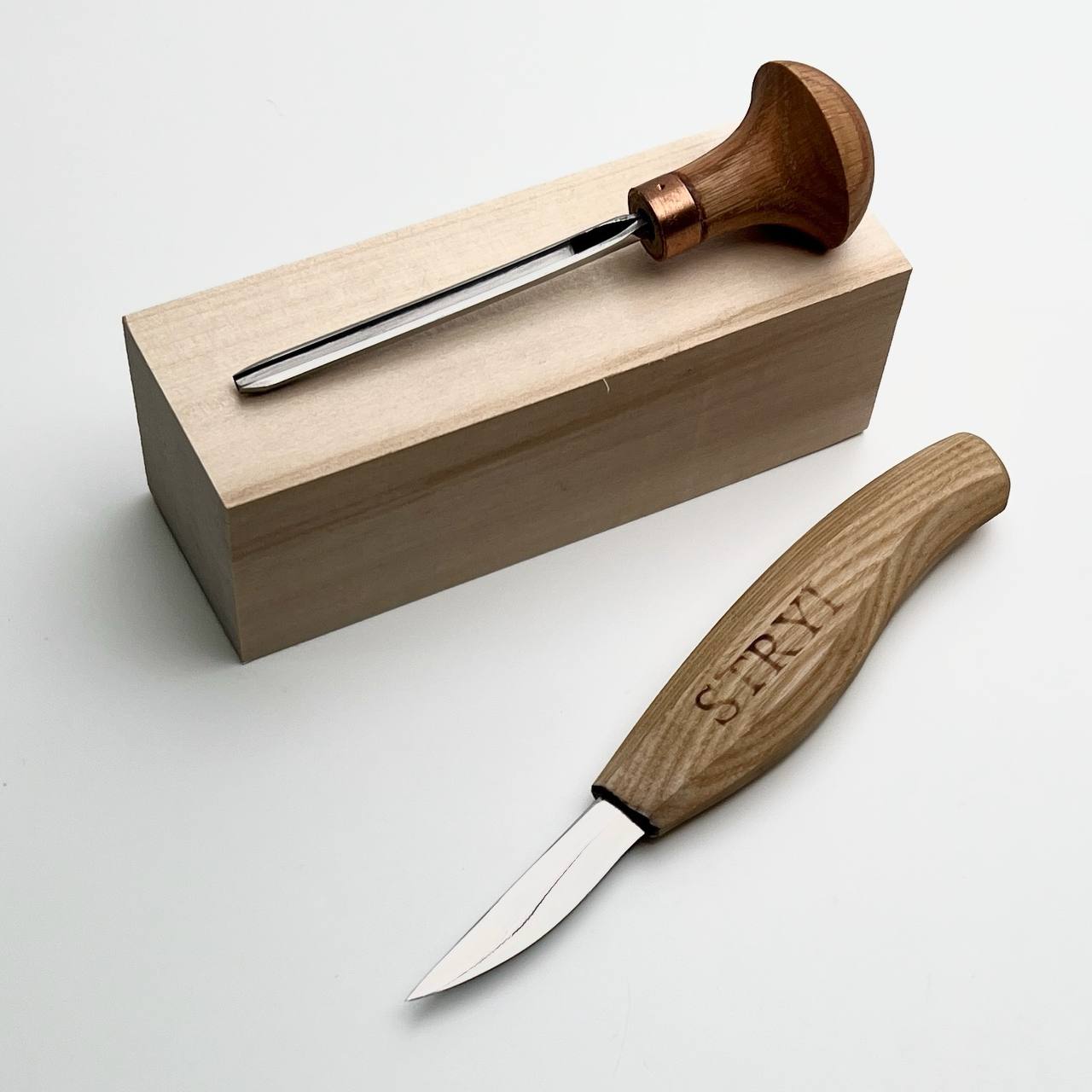 Set de talla de madera STRYI Start para figuras pequeñas para principiantes