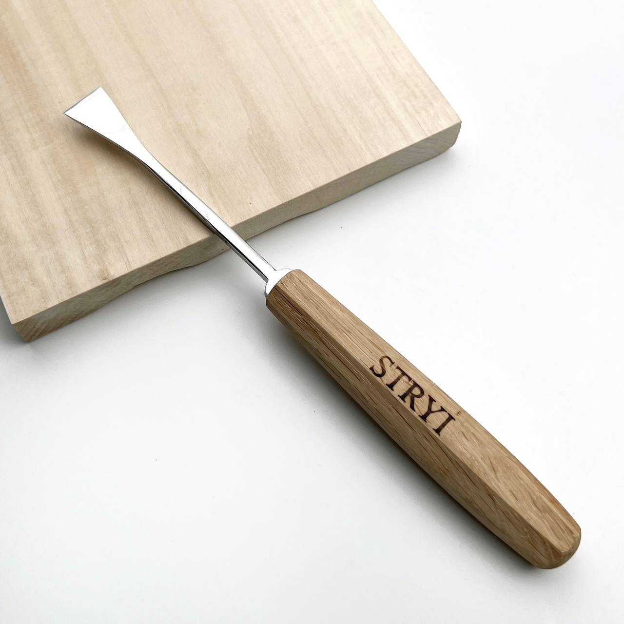 Fishtail Flat Chisel for relief carving and detailing, NEW Line STRYI MAESTRO