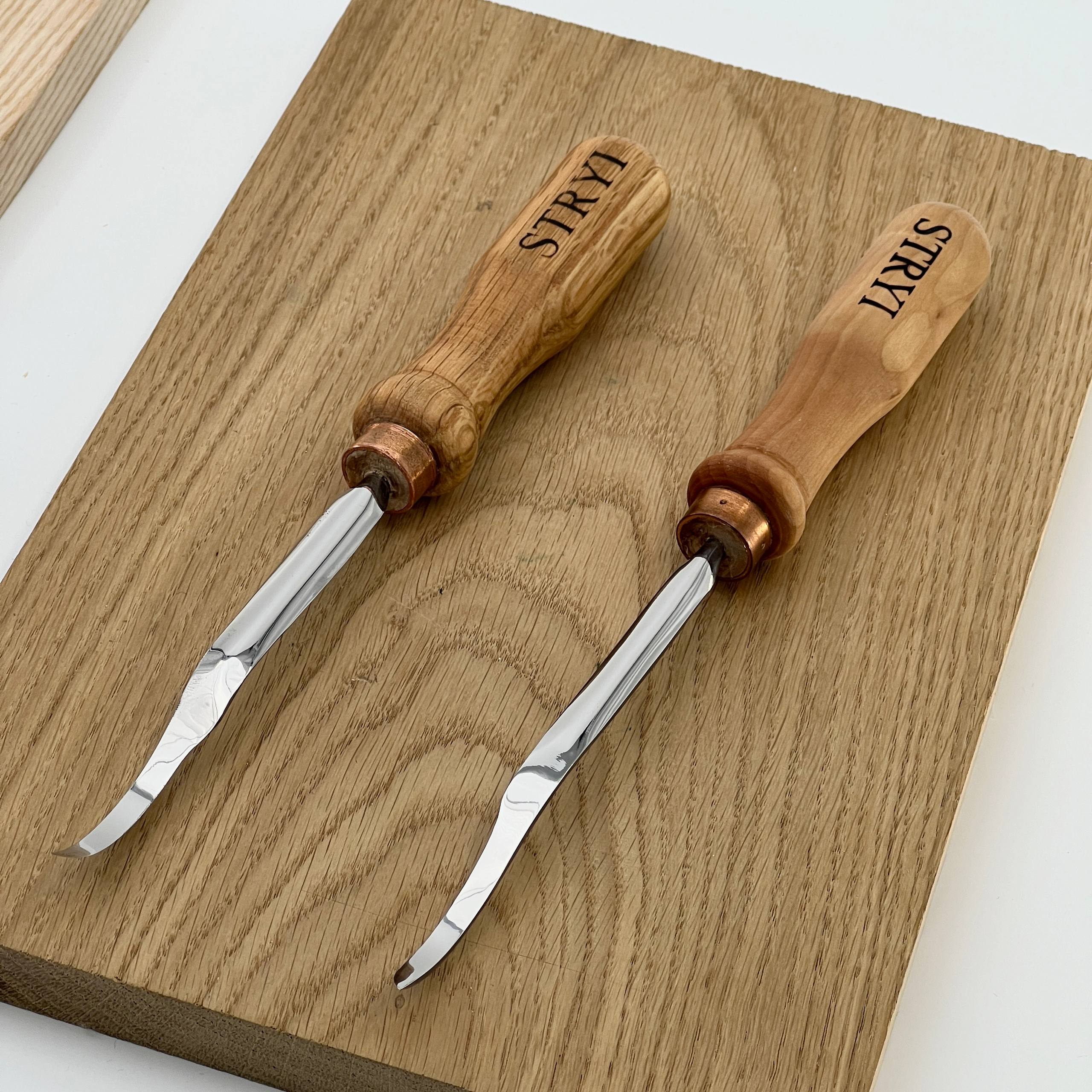 Long hook tool STRYI Profi for relief carving, Detailing chisel for crosscutting, Relief carving tool
