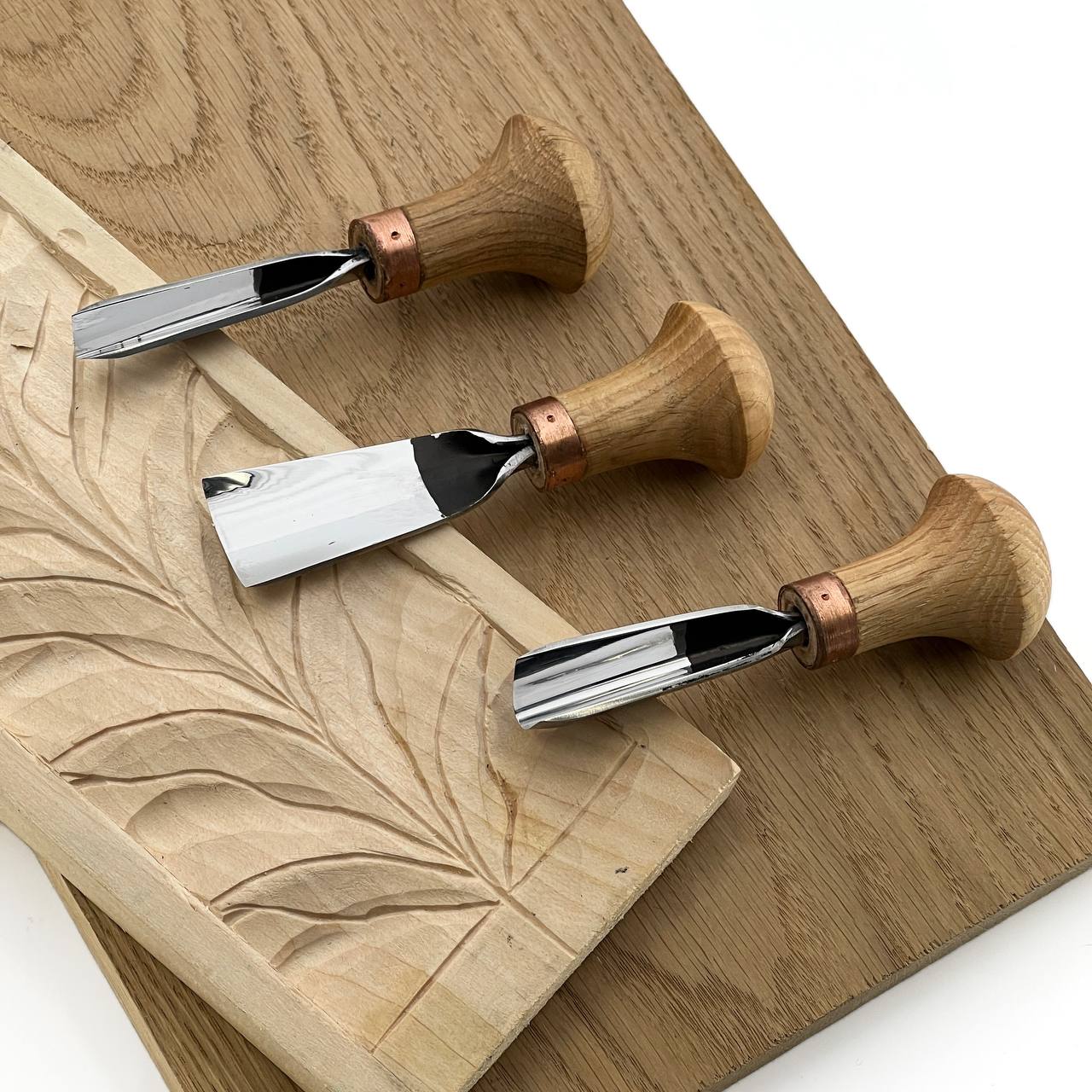 Short Palm toolkit for Precision Relief Carving