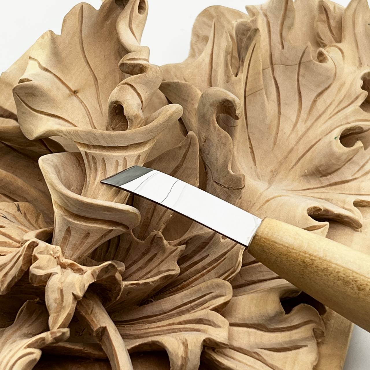 Bent Skew Chisel for Precision Wood Carving, Skewed knifr for 3D carving and detailed carving