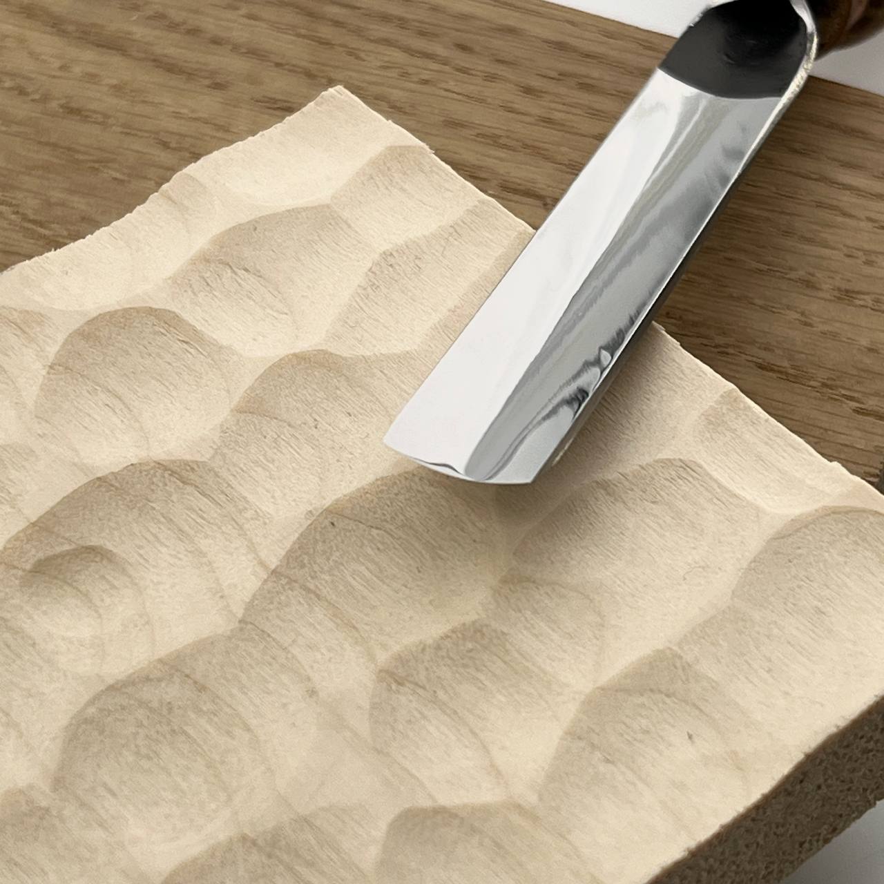 STRYI #7 Medium Sweep Gouge – Relief Carving Tool for Organic Shapes & Textures