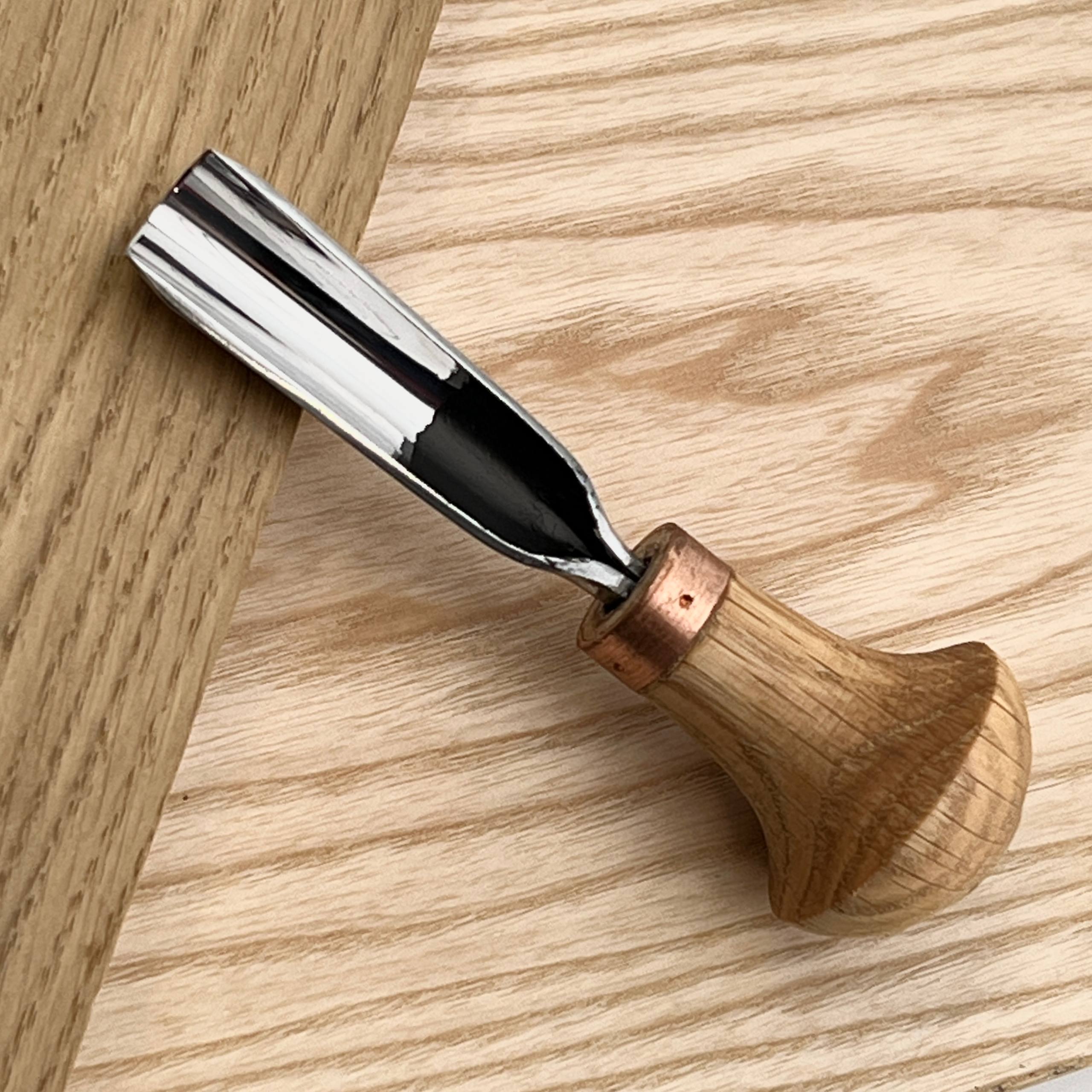 Short Palm toolkit for Precision Relief Carving